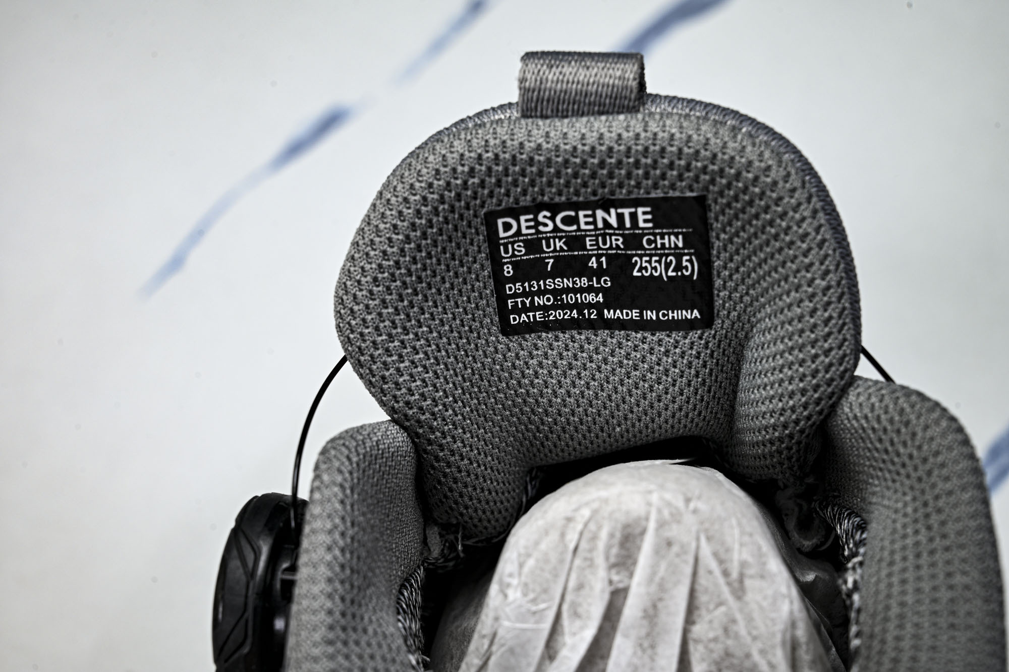 迪桑特.DESCENTE.TRAIL RUN男女款轻户外GTX防水越野跑鞋D5131SSN38 尺码：4