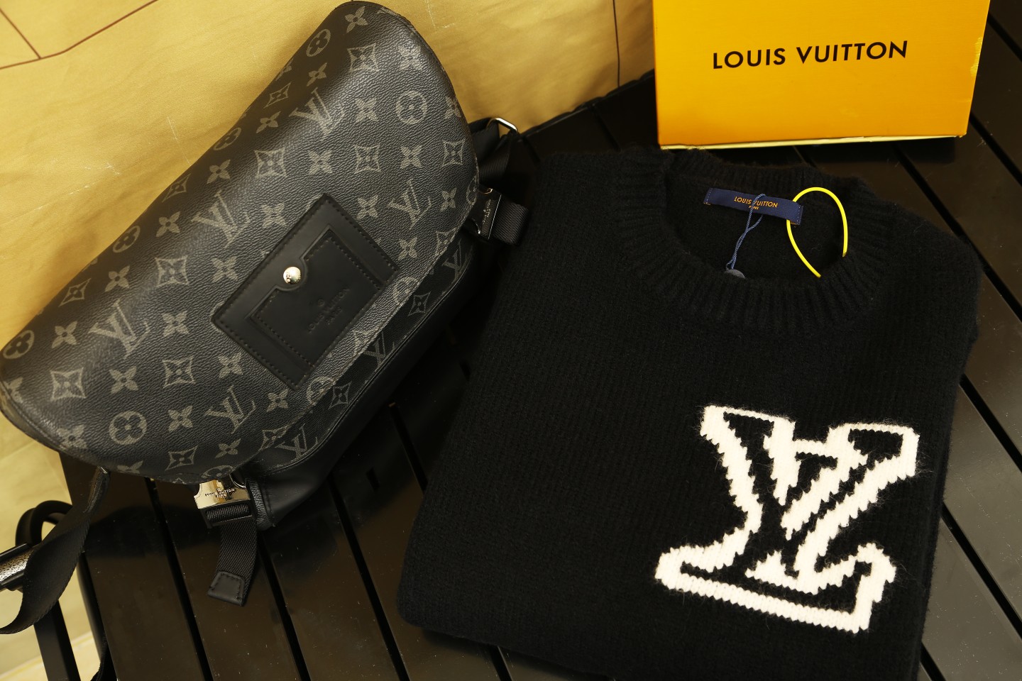 Louis Vuitton 2024 SS Jacquard Wool Knit Sweater - Unisex, OS Fit 4 a1726174151281 6551