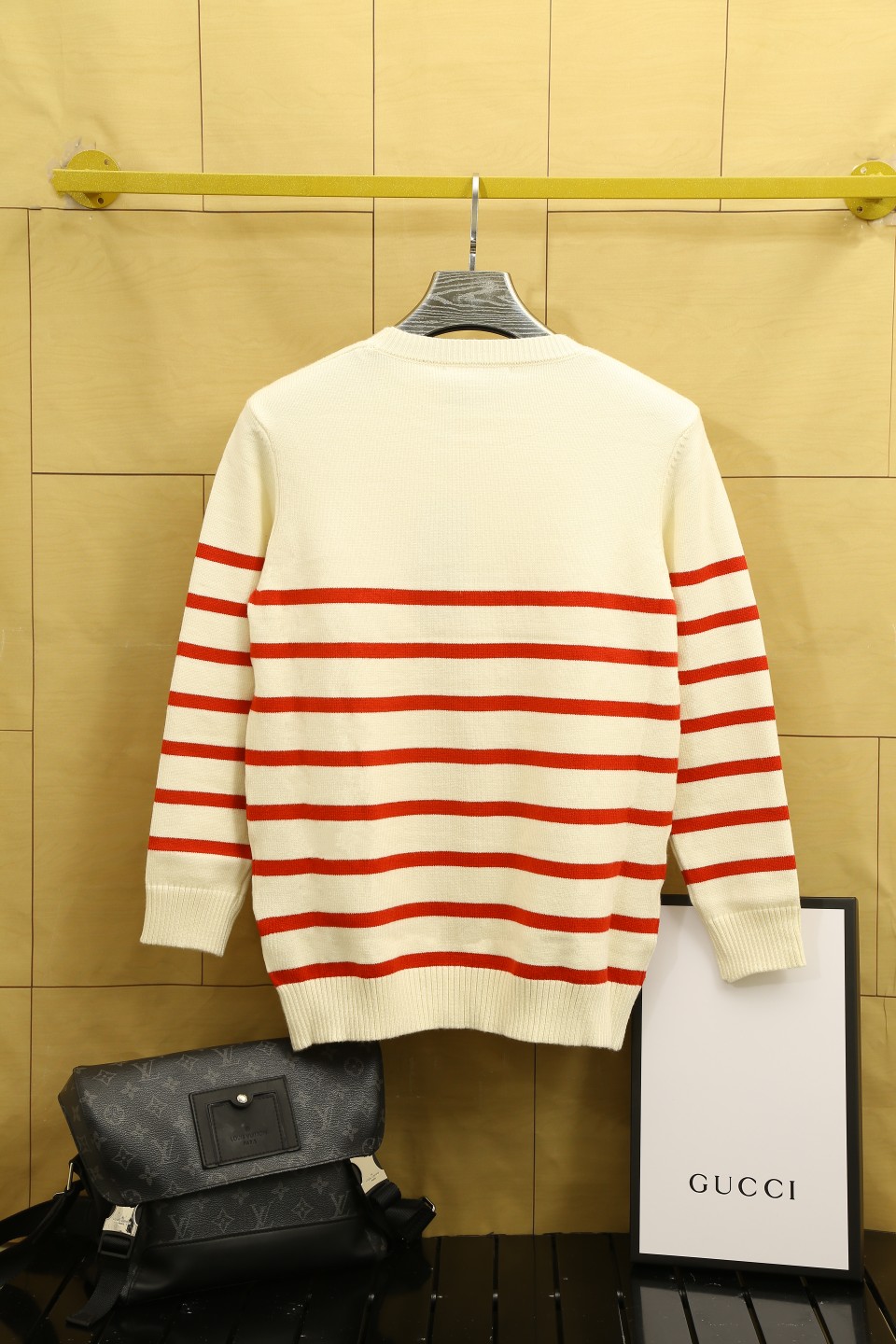 Gucci Striped Knit Sweater with Embroidered Logo - Soft, Comfortable Fit 3 a1726517083035 4588
