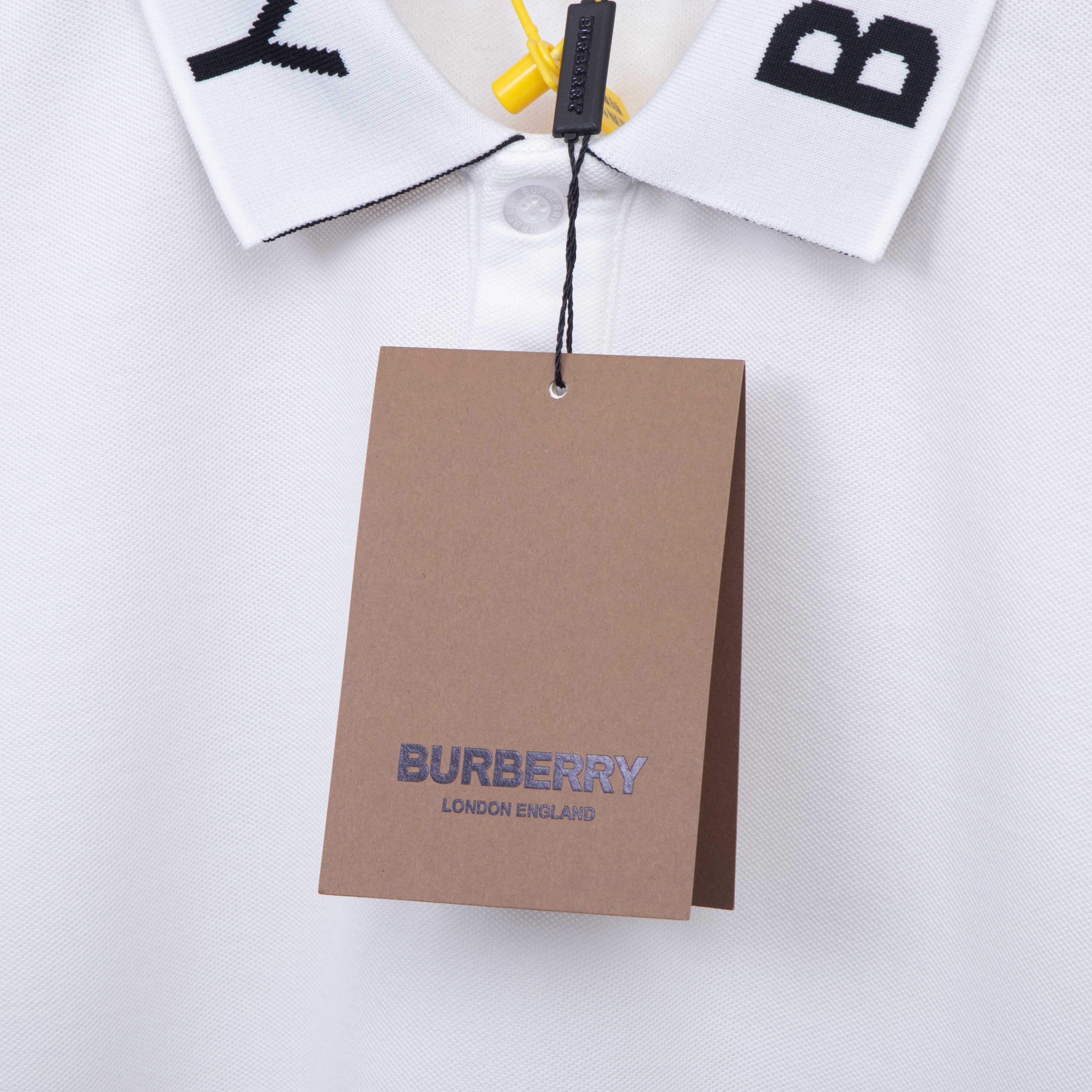 Polo Burberry con Logo en Cuello - Elegancia y Comodidad en Algodón Premium 6 a1747247269397 3501