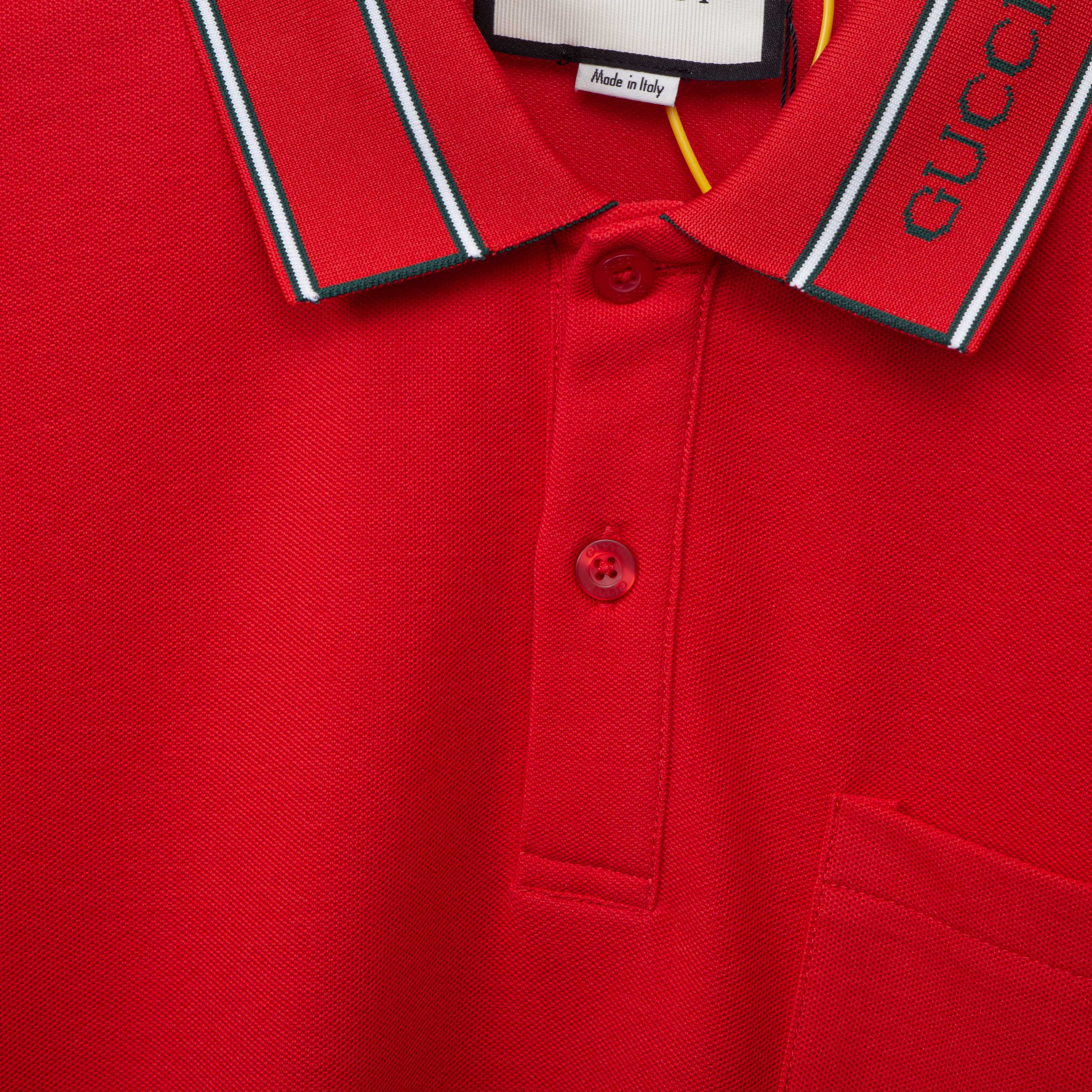 Polo Gucci con Bolsillo y Logo Bordado en Algodón Premium para Hombre 5 a1747251064877 3211