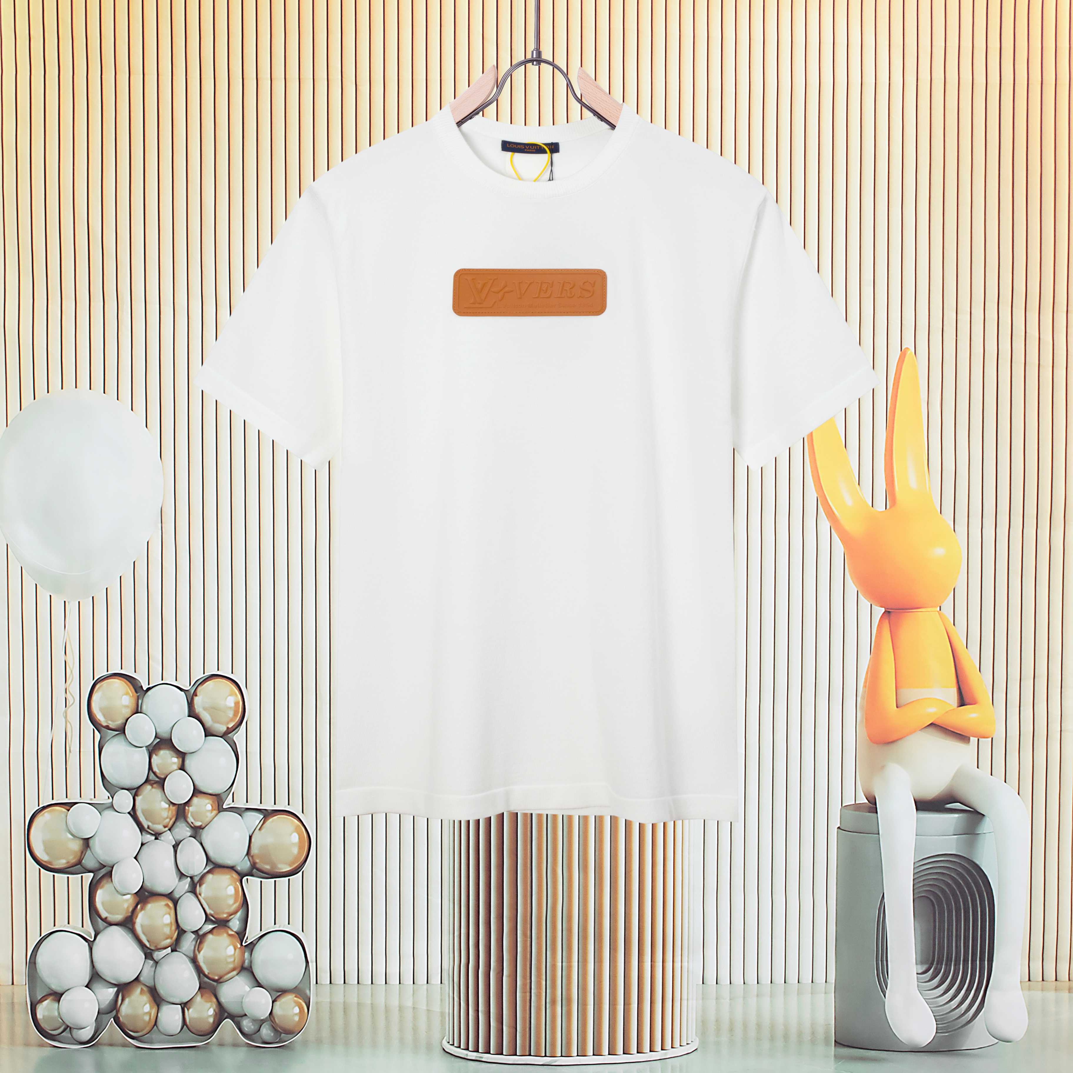 Louis Vuitton Embossed Leather Patch Knit Short Sleeve Tee - Classic Fit