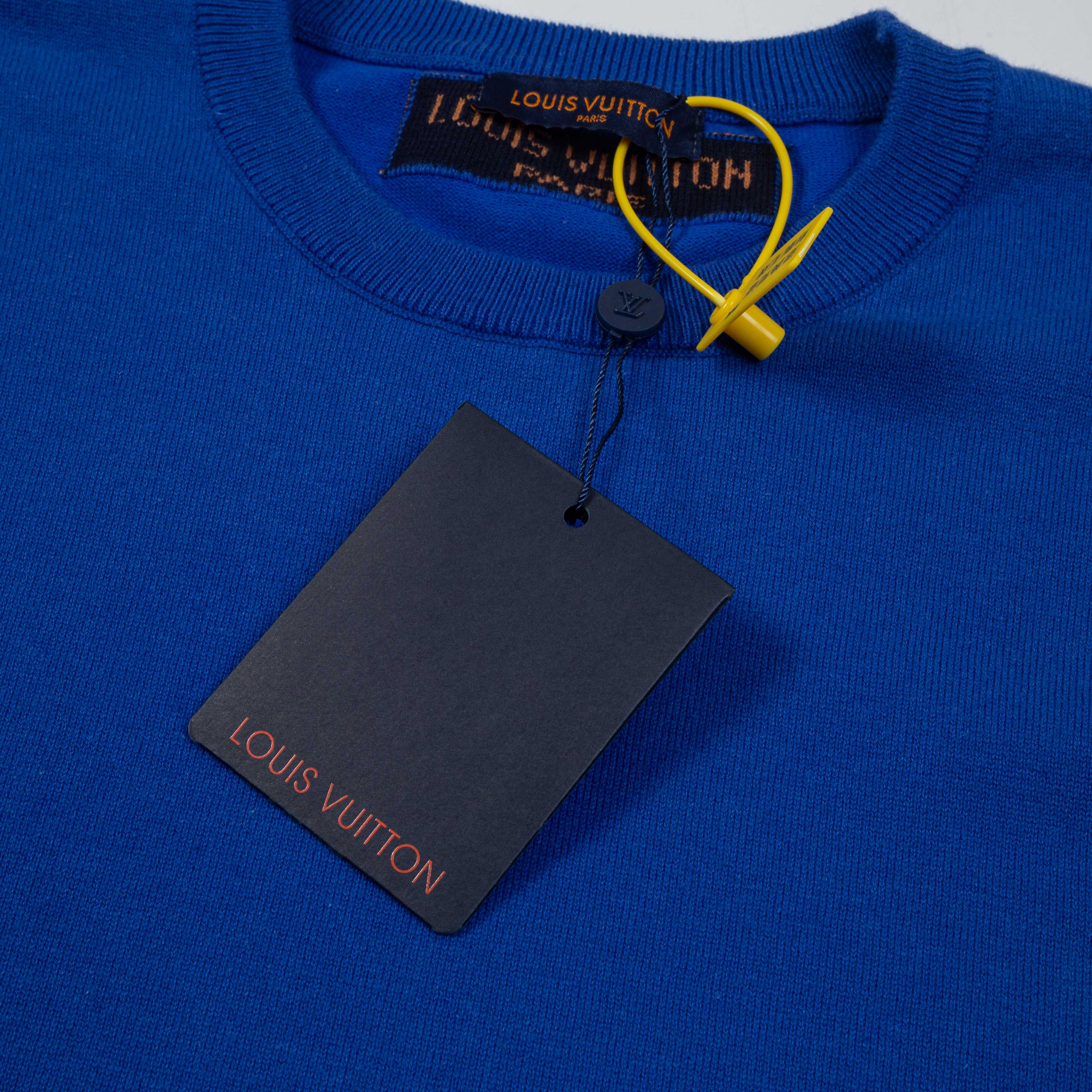Louis Vuitton Camiseta de Manga Corta con Logotipo en Relieve Azul Eléctrico 6 a1747775618127 0168