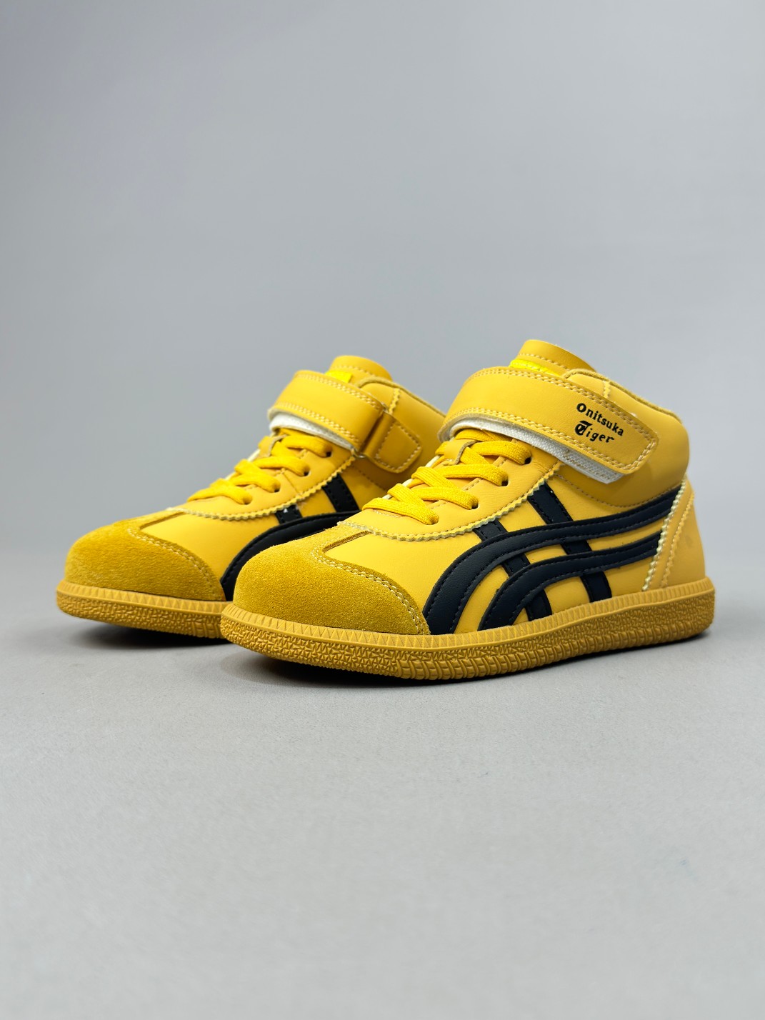 图片[5]-亚瑟士高帮魔术贴童鞋26-35 复古经典 是TIGER拥趸追捧款，鞋舌处印有鬼塚虎特有的品牌logo标志，柔软内里材质 穿着更加舒适-选品中心