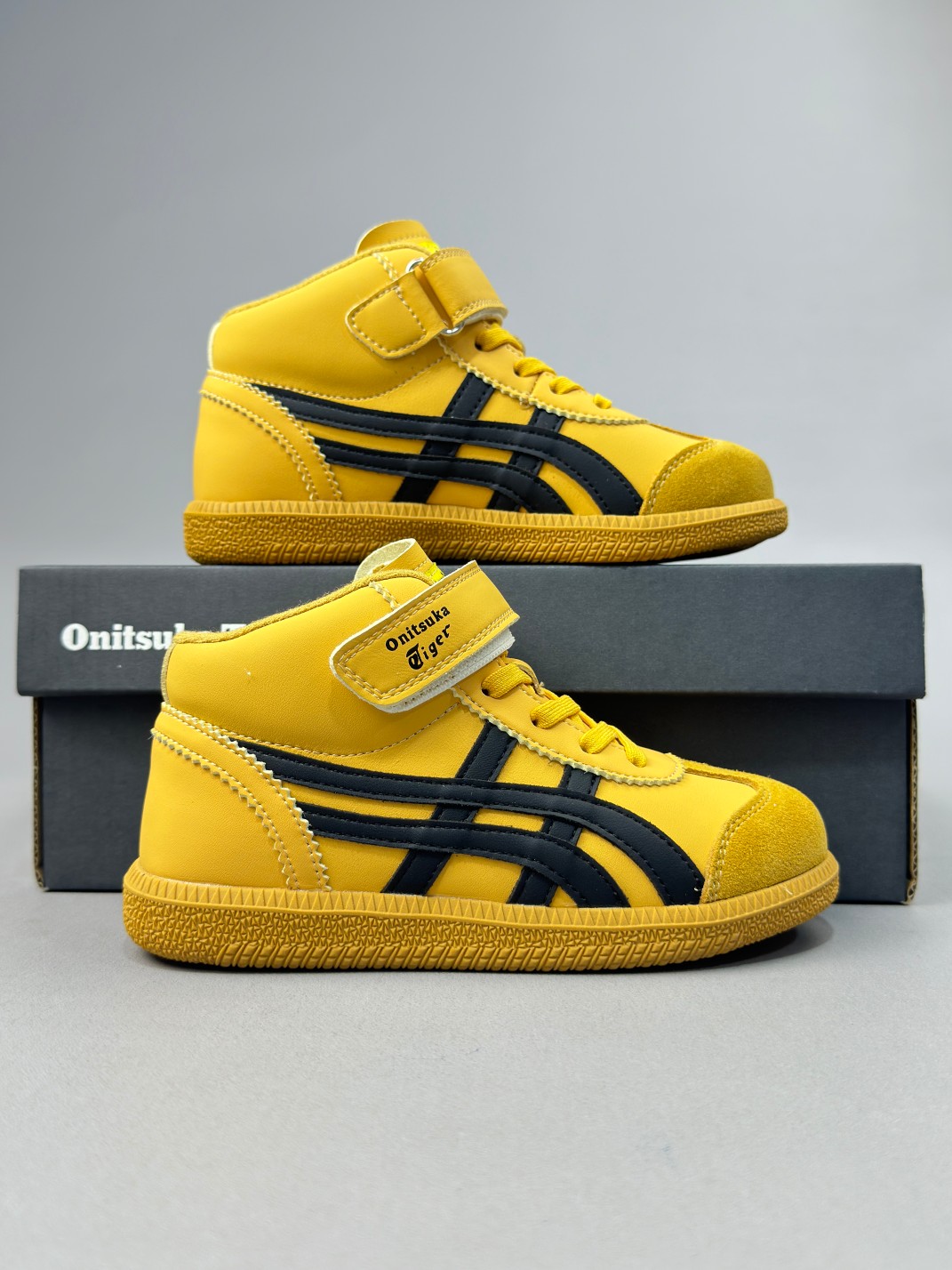 图片[6]-亚瑟士高帮魔术贴童鞋26-35 复古经典 是TIGER拥趸追捧款，鞋舌处印有鬼塚虎特有的品牌logo标志，柔软内里材质 穿着更加舒适-选品中心