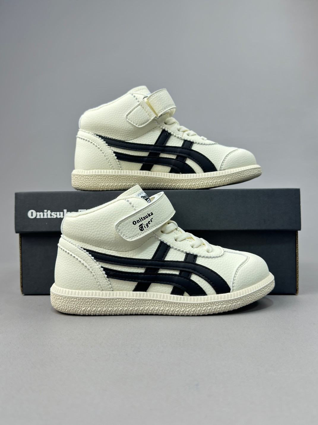 图片[7]-亚瑟士高帮魔术贴童鞋26-35 复古经典 是TIGER拥趸追捧款，鞋舌处印有鬼塚虎特有的品牌logo标志，柔软内里材质 穿着更加舒适-选品中心