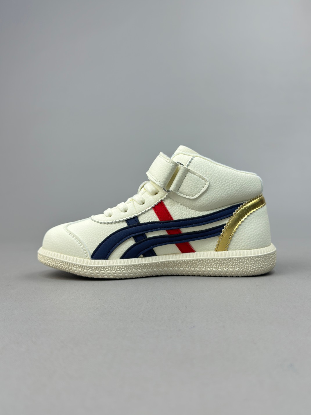 图片[3]-亚瑟士高帮魔术贴童鞋26-35 复古经典 是TIGER拥趸追捧款，鞋舌处印有鬼塚虎特有的品牌logo标志，柔软内里材质 穿着更加舒适-选品中心