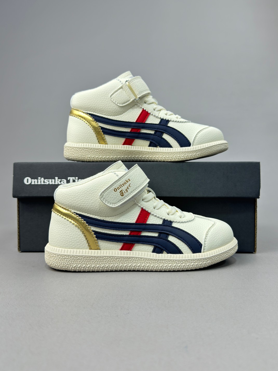 图片[7]-亚瑟士高帮魔术贴童鞋26-35 复古经典 是TIGER拥趸追捧款，鞋舌处印有鬼塚虎特有的品牌logo标志，柔软内里材质 穿着更加舒适-选品中心