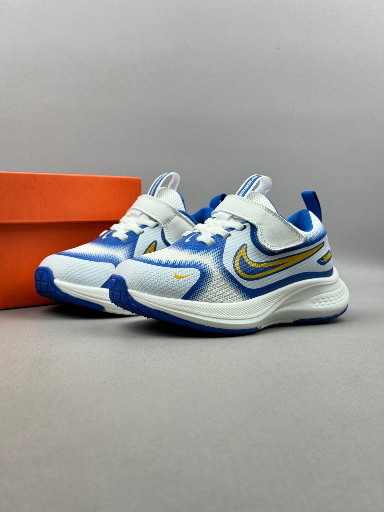 图片[7]-2025🔥 NK 新款ComicRunner儿童魔术贴跑鞋 尺码：28-37码 专柜同步新品🆕 优质面料拼接，质感满满💯 魔术贴➕松紧带设计，穿脱方便✌🏻 橡胶耐磨防滑大底，脚感不言而喻☁️！!-选品中心