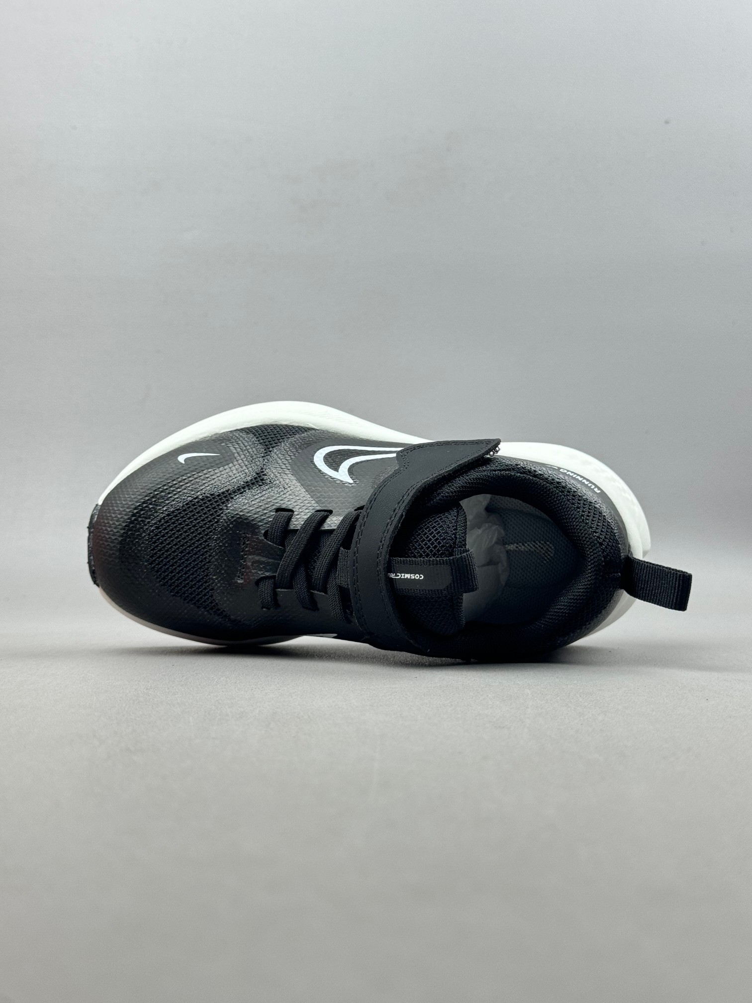 图片[4]-2025🔥 NK 新款ComicRunner儿童魔术贴跑鞋 尺码：28-37码 专柜同步新品🆕 优质面料拼接，质感满满💯 魔术贴➕松紧带设计，穿脱方便✌🏻 橡胶耐磨防滑大底，脚感不言而喻☁️！!-选品中心