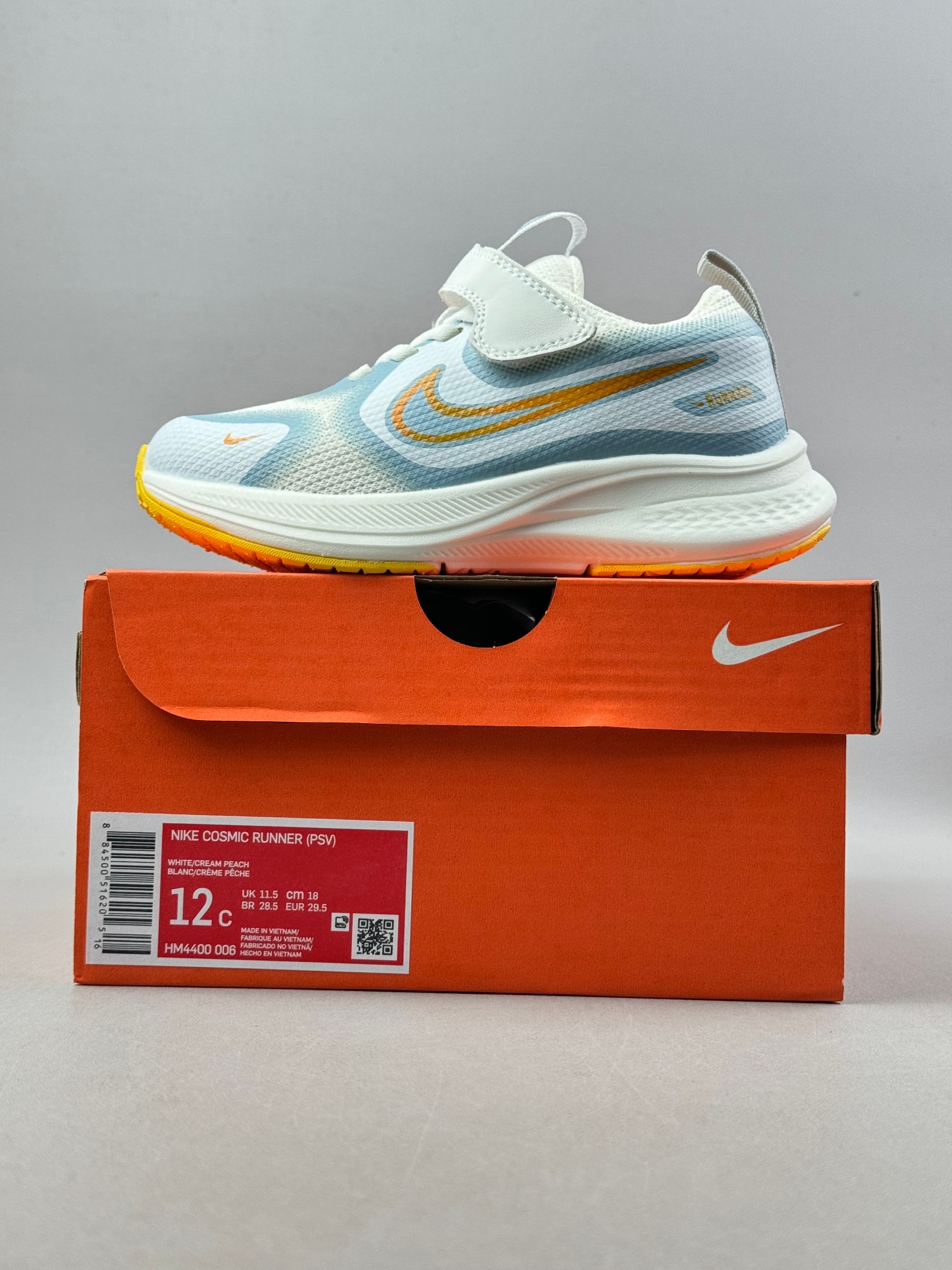 2025🔥 NK 新款ComicRunner儿童魔术贴跑鞋 尺码：28-37码 专柜同步新品🆕 优质面料拼接，质感满满💯 魔术贴➕松紧带设计，穿脱方便✌🏻 橡胶耐磨防滑大底，脚感不言而喻☁️！!-选品中心