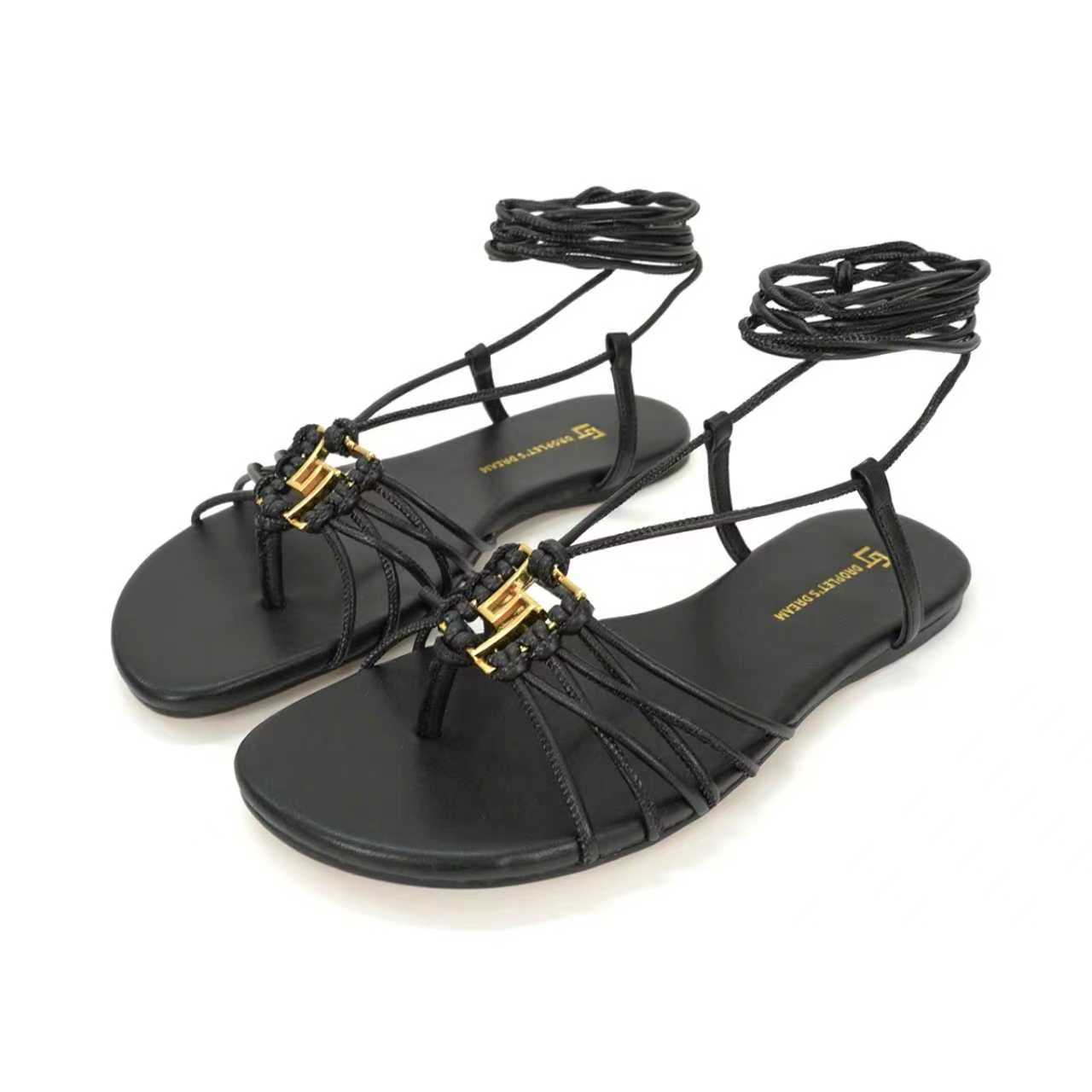 “504GJ Brand Flat Shoes: Stylish ankle straps, branded metal buttons, elegant and fashionable design. Zenium.”