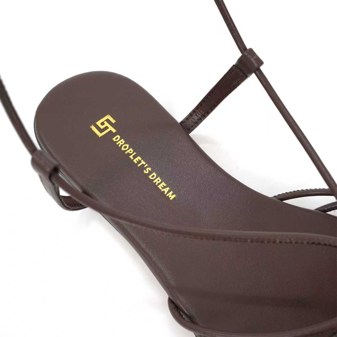 “504GJ Flat-Shoe Shoes with Ankle Straps, Metal Buttons: Recreational Fashion for Elegant and Personal Style” - 图片 6