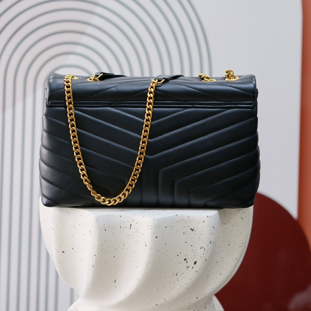 型号5313 银扣 黑扣 金扣
爆款小牛皮Loulou真皮超大号单肩包来自 S*int*re*t.设计细