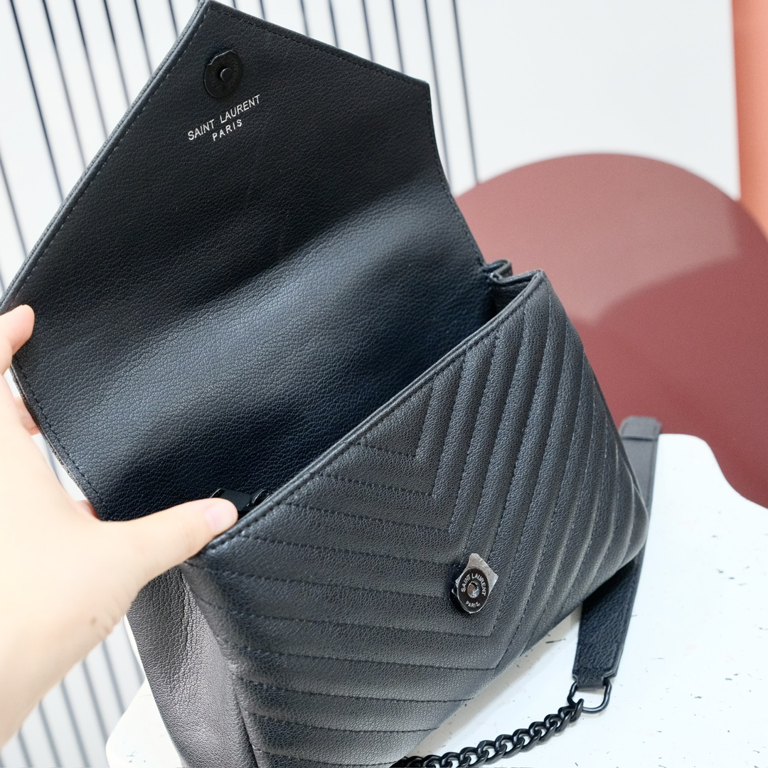 型号：3090
尺寸：24*18*8.5cm
中号牛皮枪扣复古五金 Y*L 圣*兰 S*int Lau*