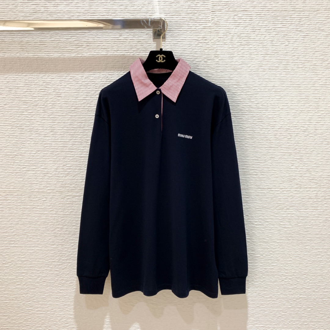 NO:775904,Miu 26ss early spring series spliced ​​collar long-sleeved Polo shirt. Fake two-piece design with super layered feel and loose fit. SML, Miu Miu-clothing, miumiu,19860909Miu家26ss早春系列拼接领长袖Polo衫 假两件设计超有层次感,宽松版型 SML,缪缪-服装,miumiu,,Women's clothing