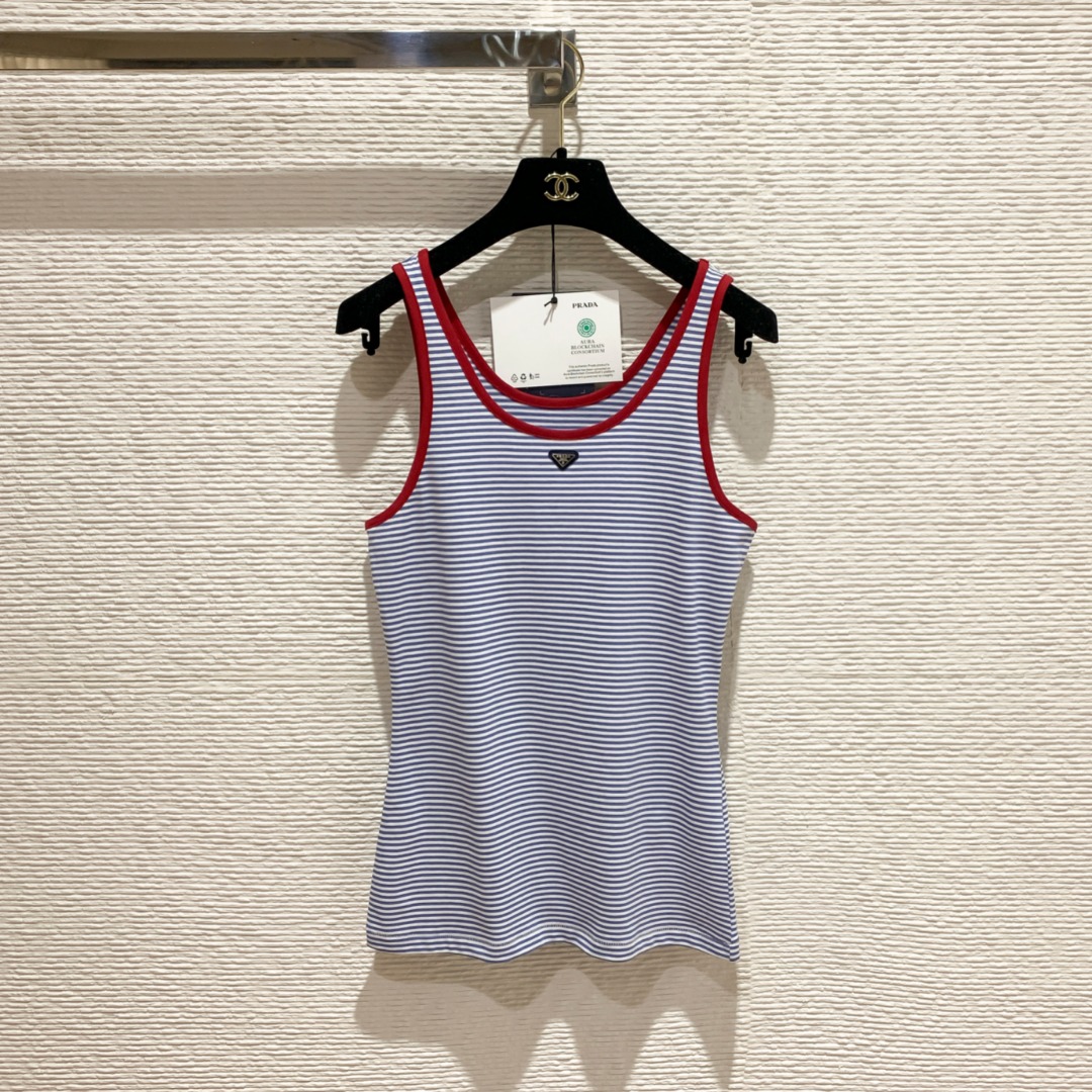 NO:777042,P's 2026 new striped vest, navy style is full of retro and fashionable, slightly slim fit, simple and advanced SML, Prada-clothing, prada,19860909P家2026新款条纹背心 海军风满满复古又时髦 微修身版型简约又高级 SML,普拉达-服装,prada,,Women's clothing