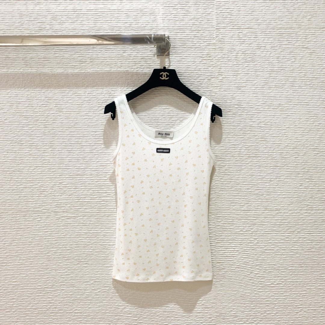 NO:785668,Miu's 26 new series floral vest, white base fabric with light yellow flowers, light knitted fabric, very suitable for summer SML, Miu Miu-clothing, loro piana, miumiu,19860909Miu家26新款系列碎花背心 白色底布配淡黄小花 轻薄针织面料,夏天穿超合适 SML,缪缪-服装,loro piana,miumiu,,Women's clothing