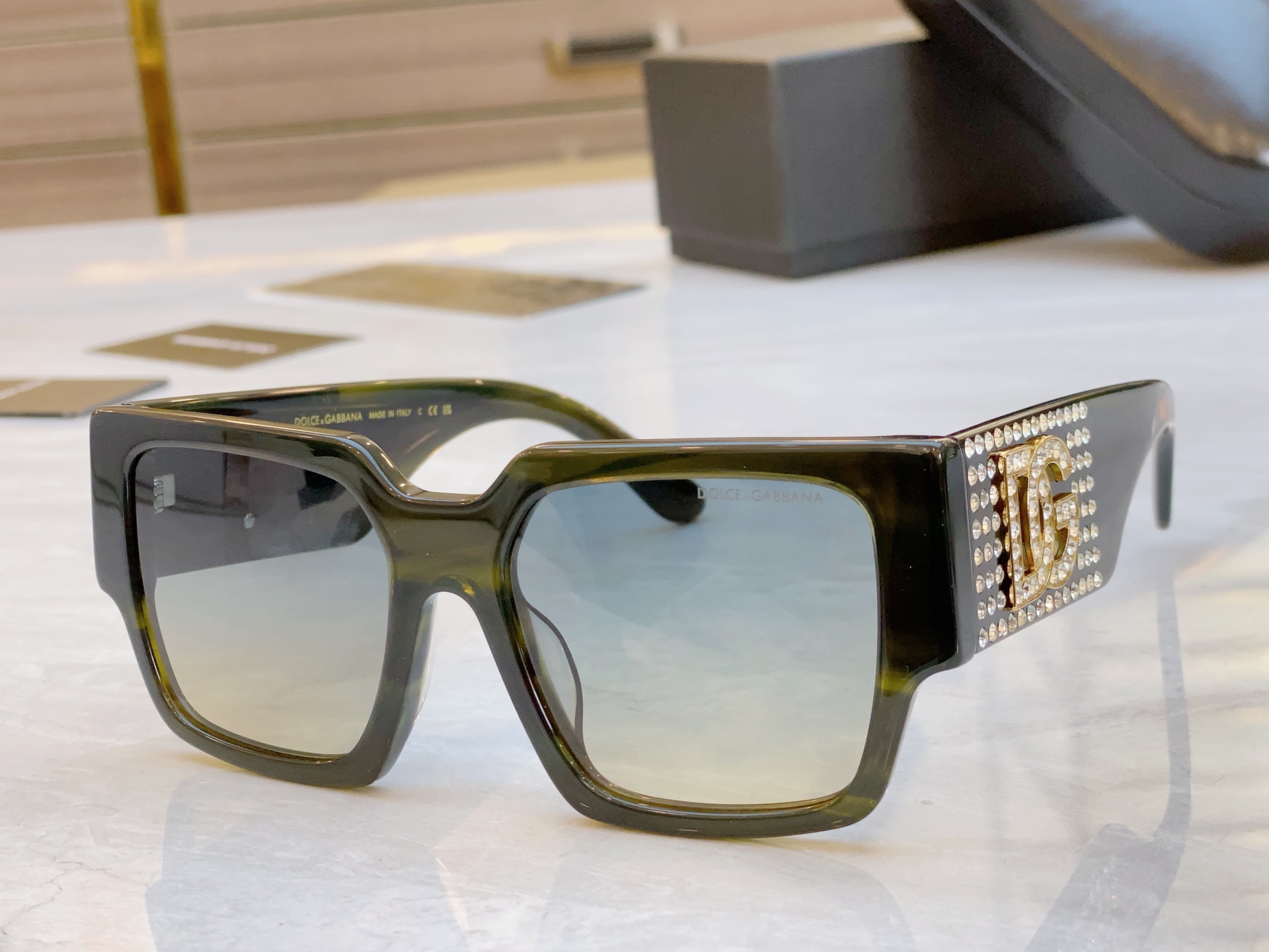 ，【DOLCE & GABBAN*】D*G新款太阳镜，MODEL：DG5212，SIZE：54口19-1