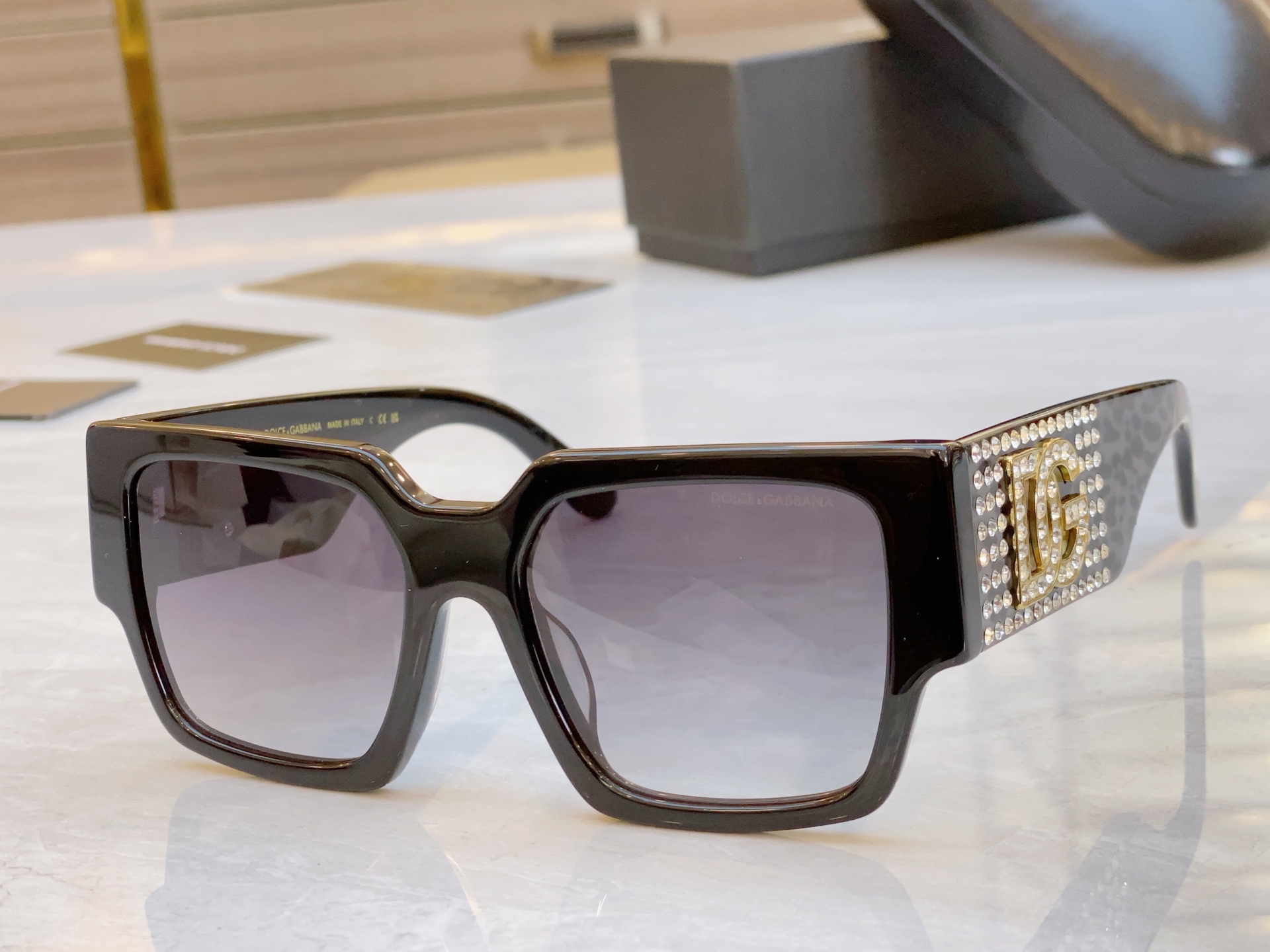 ，【DOLCE & GABBAN*】D*G新款太阳镜，MODEL：DG5212，SIZE：54口19-1