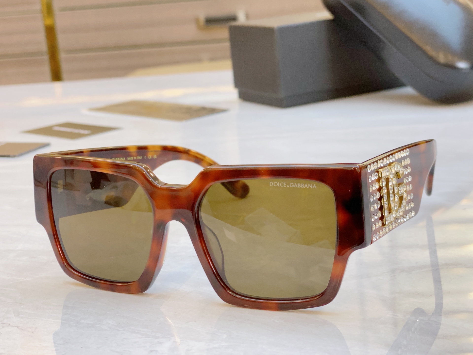 ，【DOLCE & GABBAN*】D*G新款太阳镜，MODEL：DG5212，SIZE：54口19-1