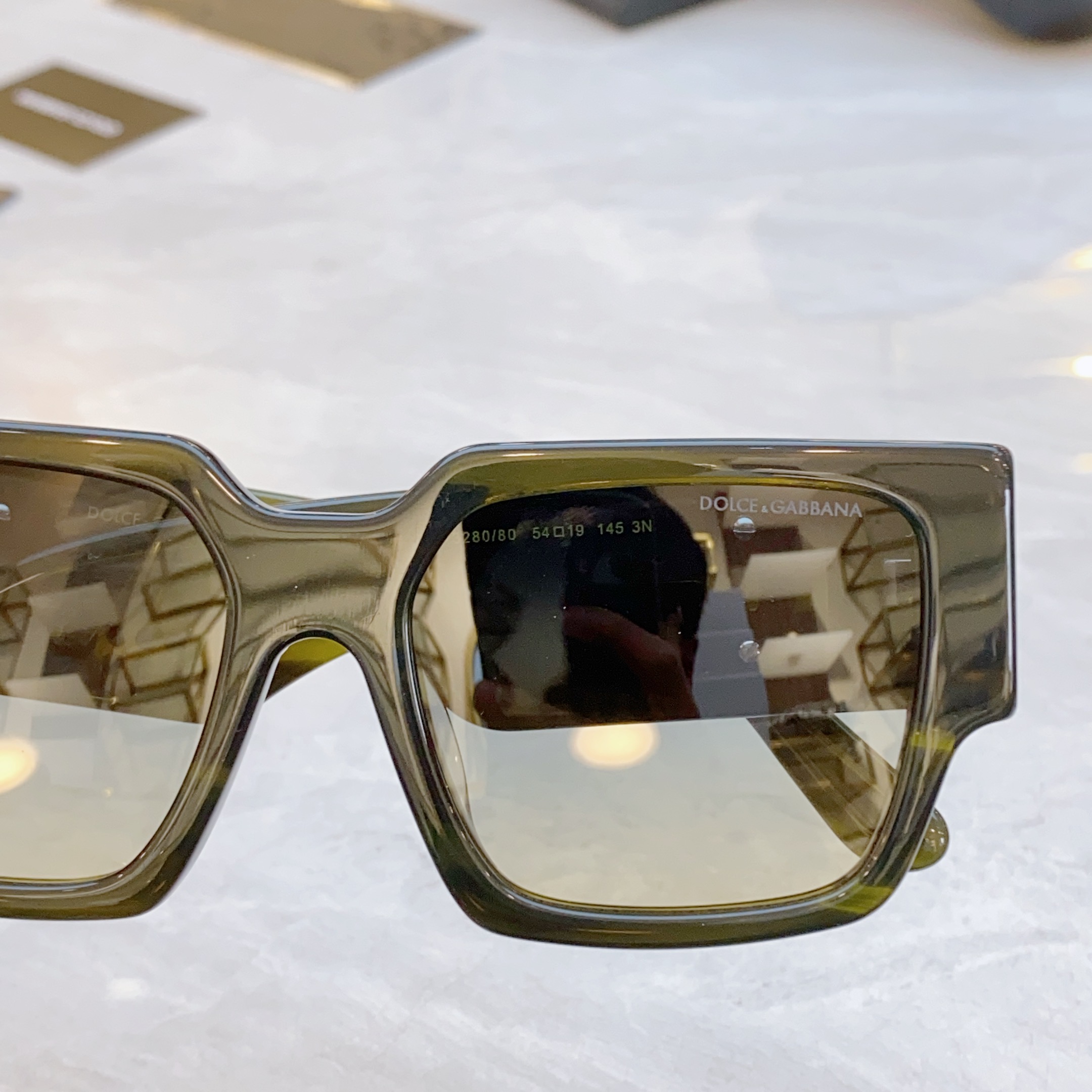 ，【DOLCE & GABBAN*】D*G新款太阳镜，MODEL：DG5212，SIZE：54口19-1