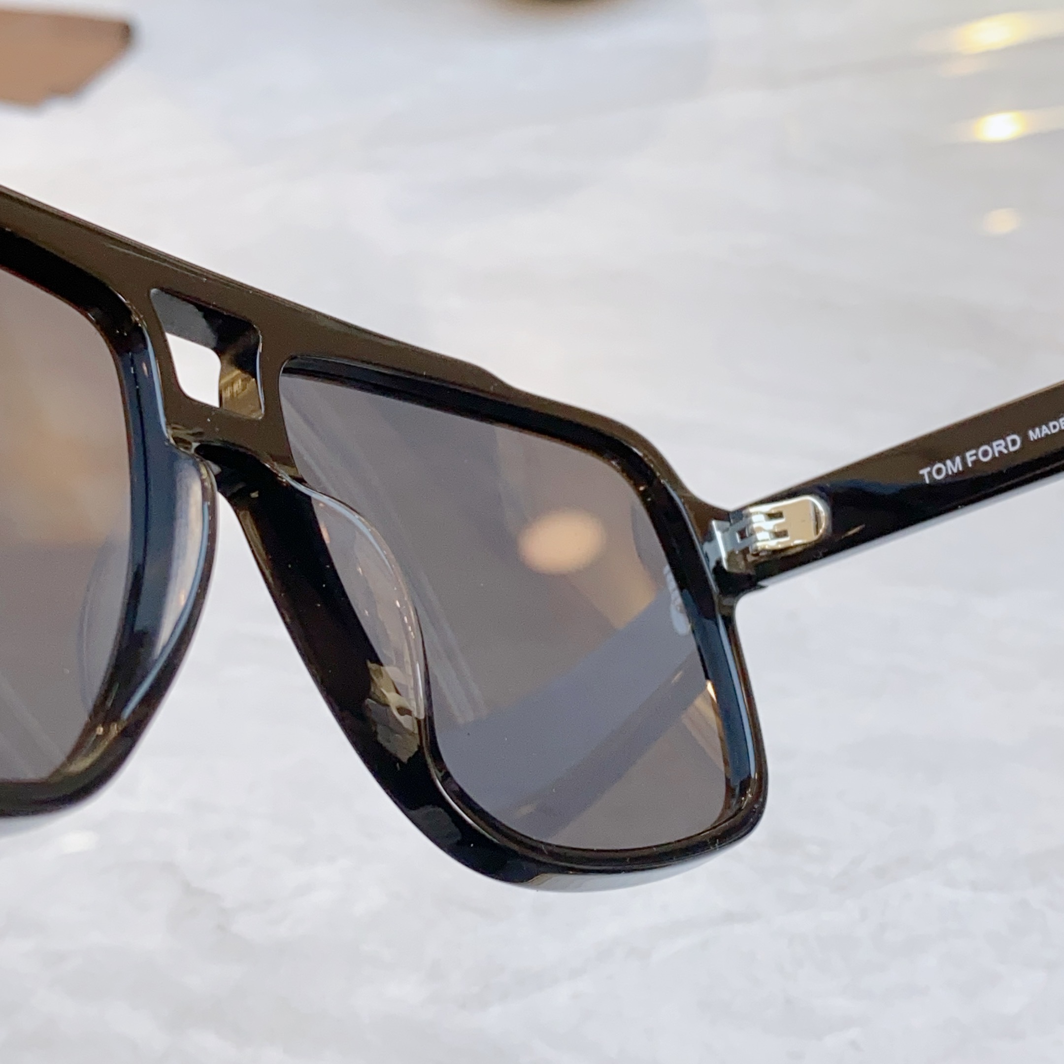 ，【TOM FOR*】汤姆*福特新款太阳镜🕶️，MODEL：TF1177，SIZE：58口16-145
