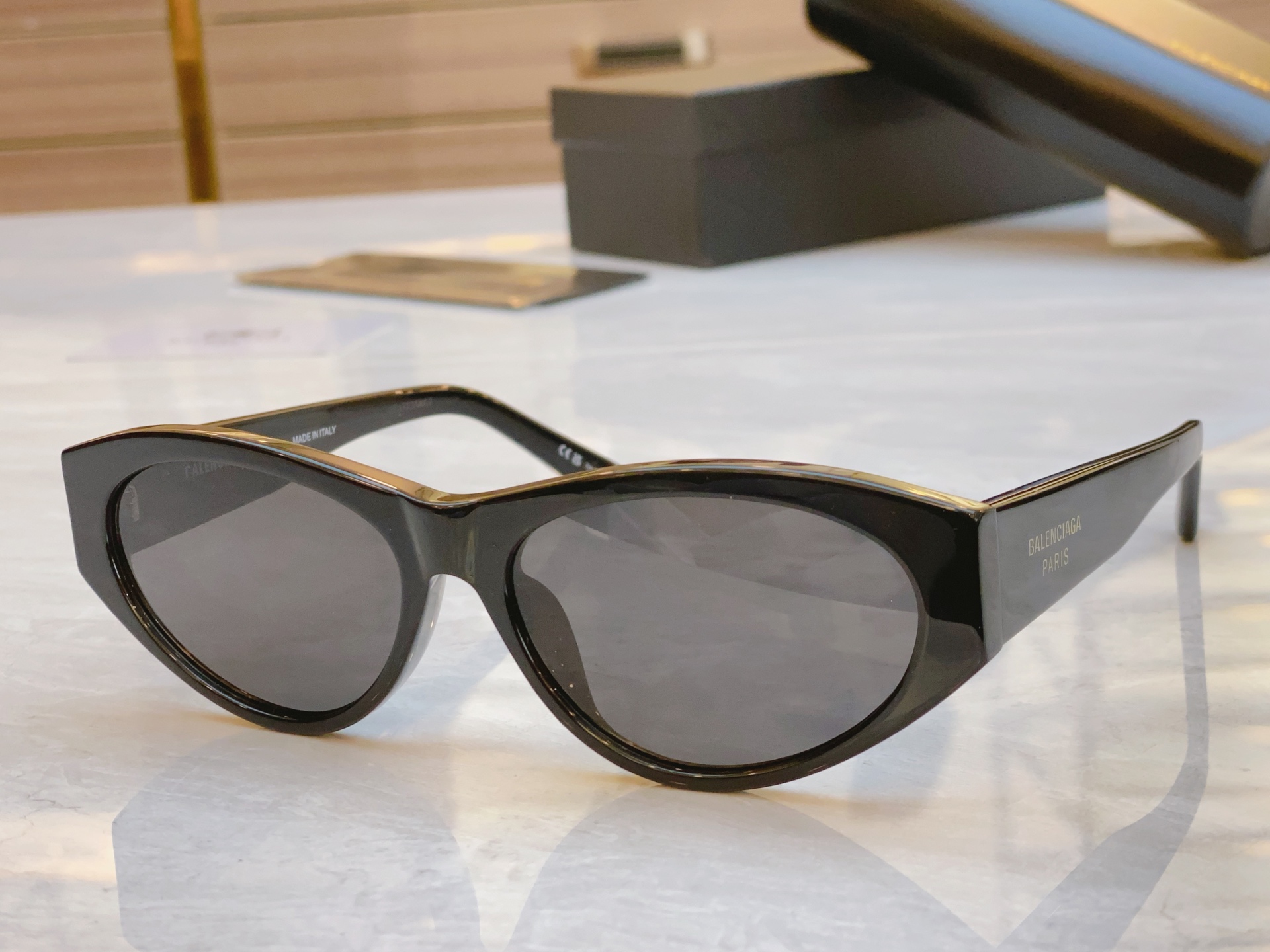 ，【BALENCIAG*】巴黎*世家新款太阳镜，MODEL：BB0357S，SIZE：60口17-145