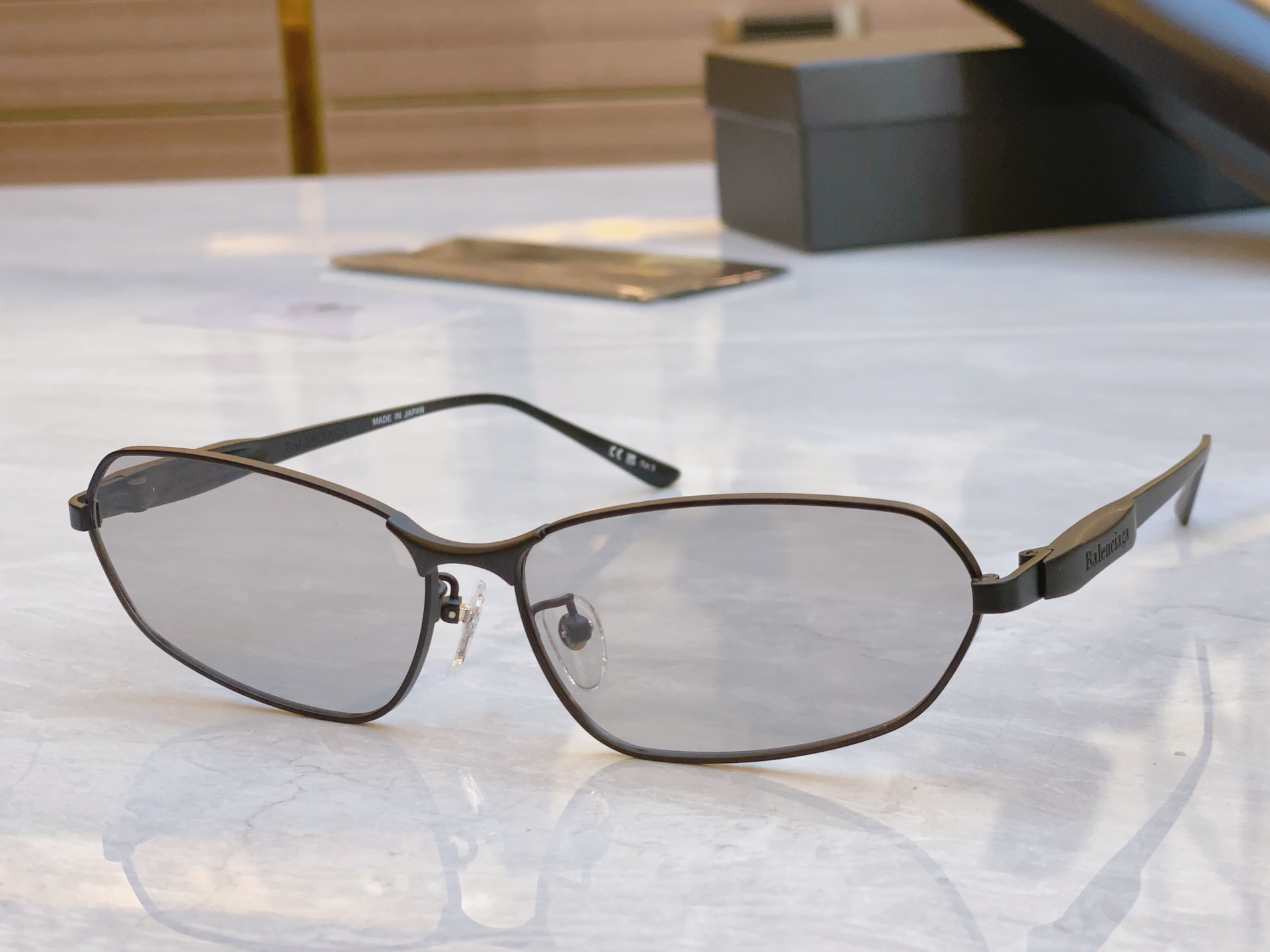 ，【BALENCIAG*】巴黎*世家新款太阳镜，MODEL：BB0355S，SIZE：66口17-135