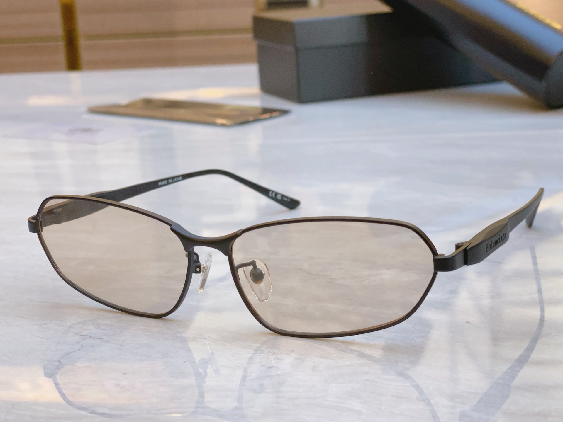，【BALENCIAG*】巴黎*世家新款太阳镜，MODEL：BB0355S，SIZE：66口17-135