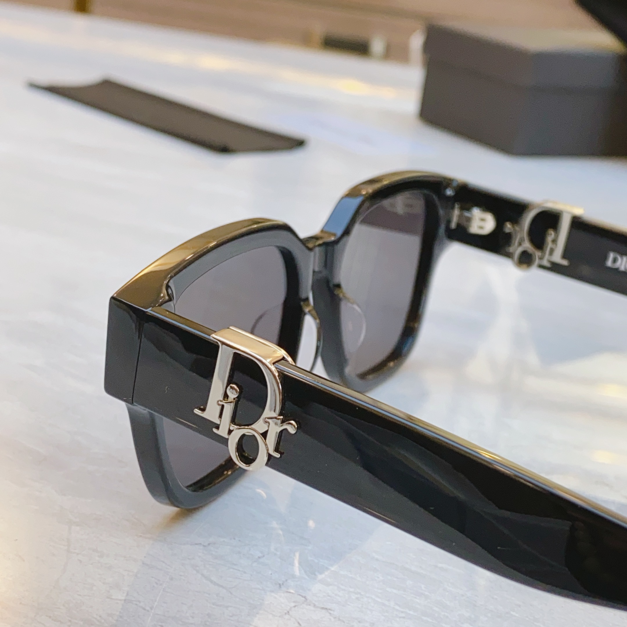 ，【Dio*】迪*奥新款太阳镜，
Mod：Dior Oblique S1F ，Size：55口18-15