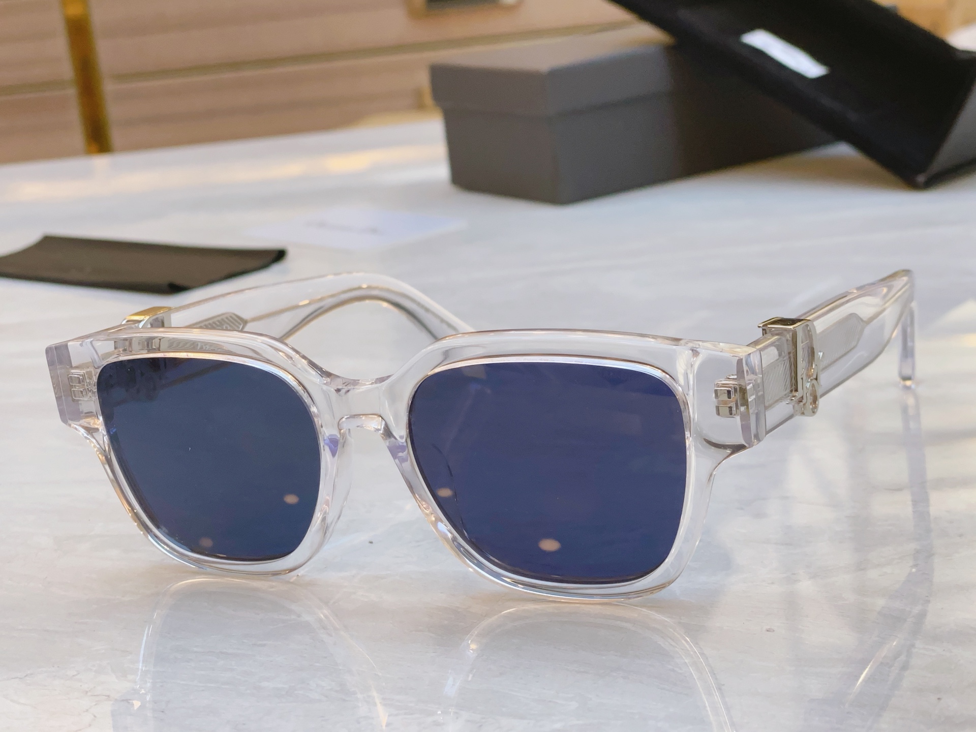 ，【Dio*】迪*奥新款太阳镜，
Mod：Dior Oblique S1F ，Size：55口18-15