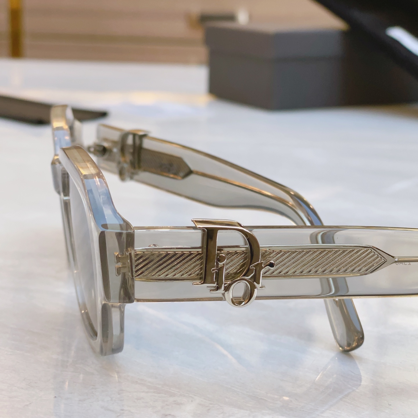 ，【Dio*】迪*奥新款太阳镜，
Mod：Dior Oblique S1l ，Size：52口20-14