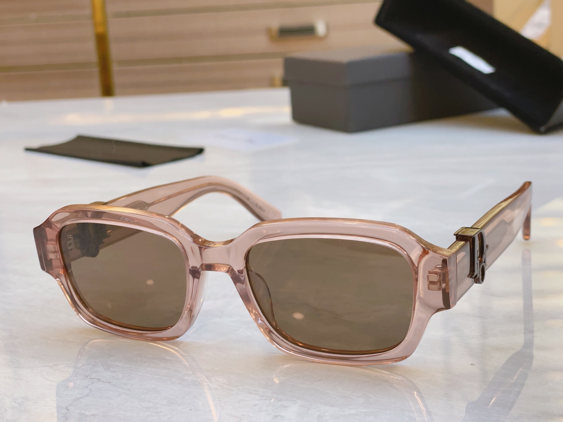 ，【Dio*】迪*奥新款太阳镜，
Mod：Dior Oblique S1l ，Size：52口20-14