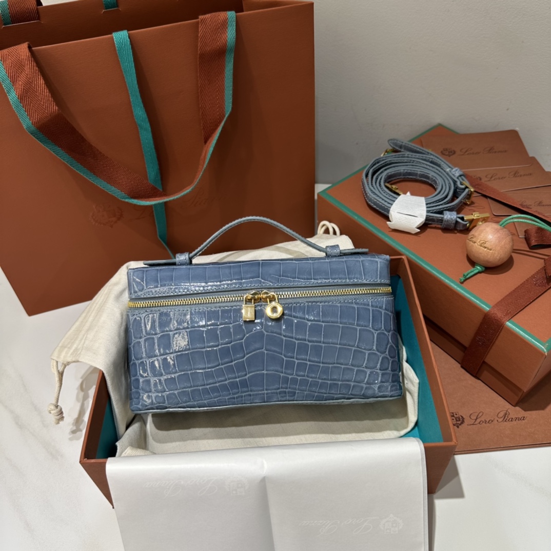 𝐋𝐨𝐫𝐨 𝐏𝐢𝐚𝐧𝐚 Crocodile Extra Bag 19 Box Bag Crocodile Skin Rare Leather - Top Quality