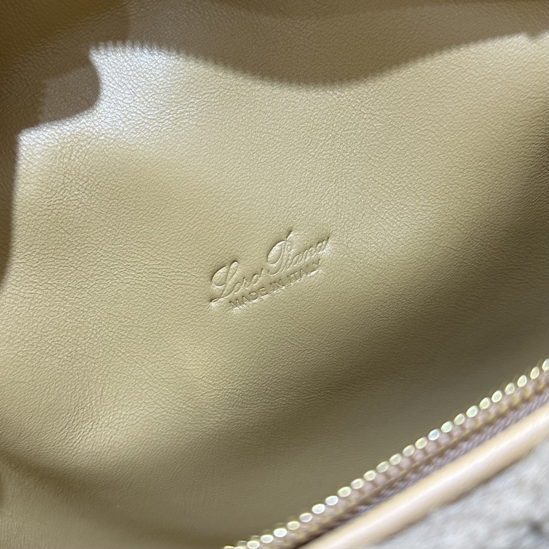 Loro Piana 𝐋𝐨𝐫𝐨 𝐏𝐢𝐚𝐧𝐚 Extra pocket L27系列手提/斜挎包