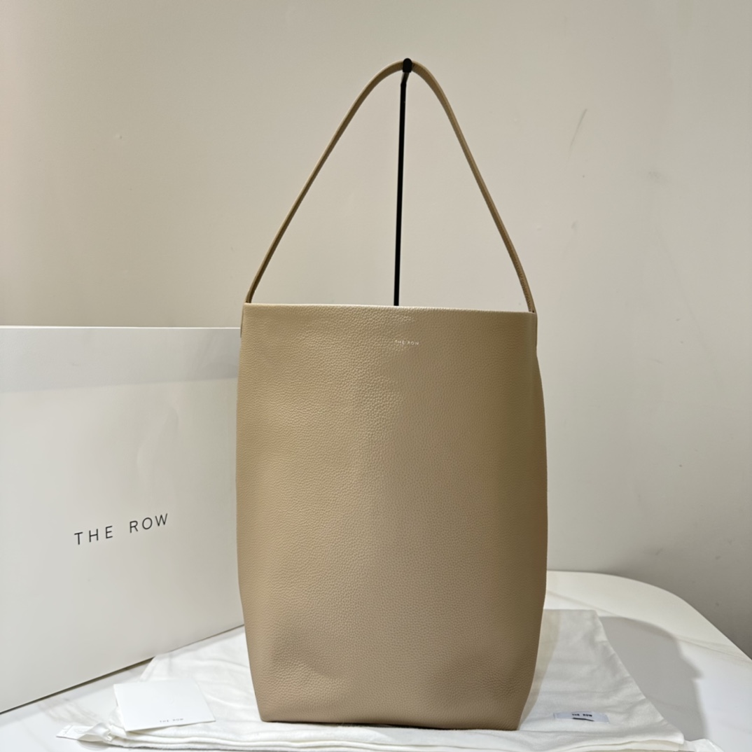 THE ROW 大號 水桶包 羊皮 奶茶色