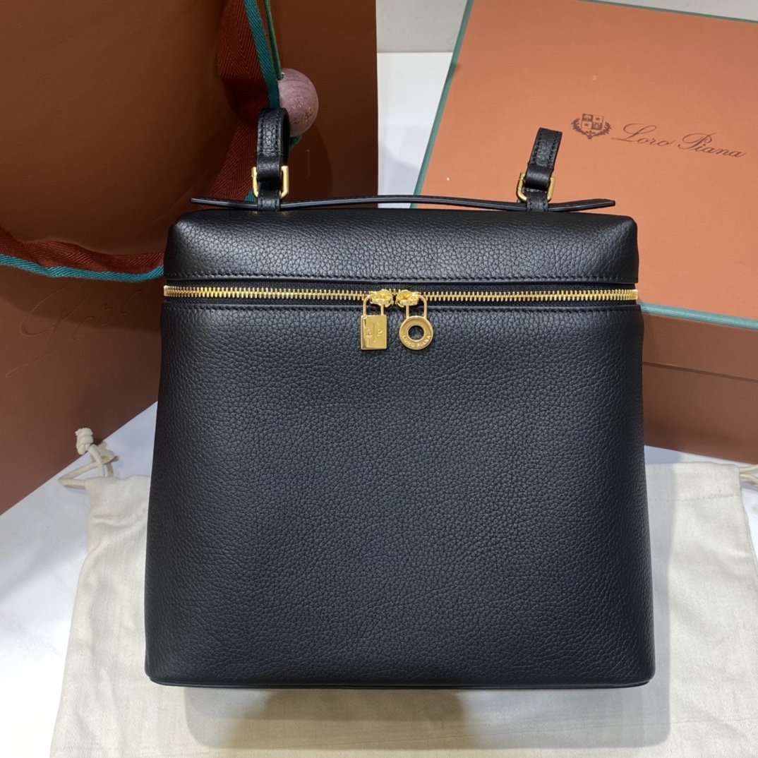 [Backpacks][New version of backpack with black gold buckles] Loro Piana L23.5