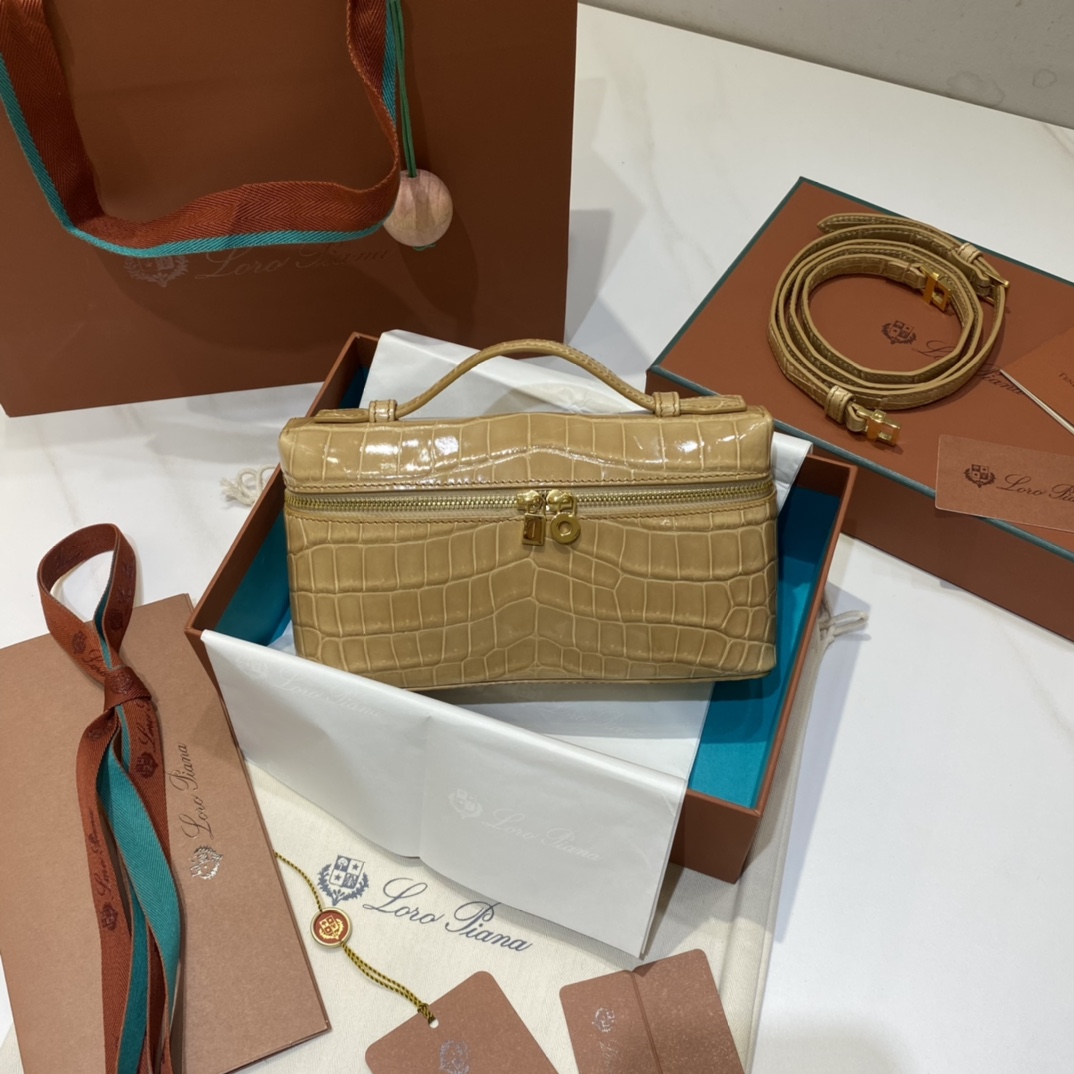𝐋𝐨𝐫𝐨 𝐏𝐢𝐚𝐧𝐚 Crocodile Extra Bag 19 Box Bag Crocodile Skin Rare Leather - Top Quality
