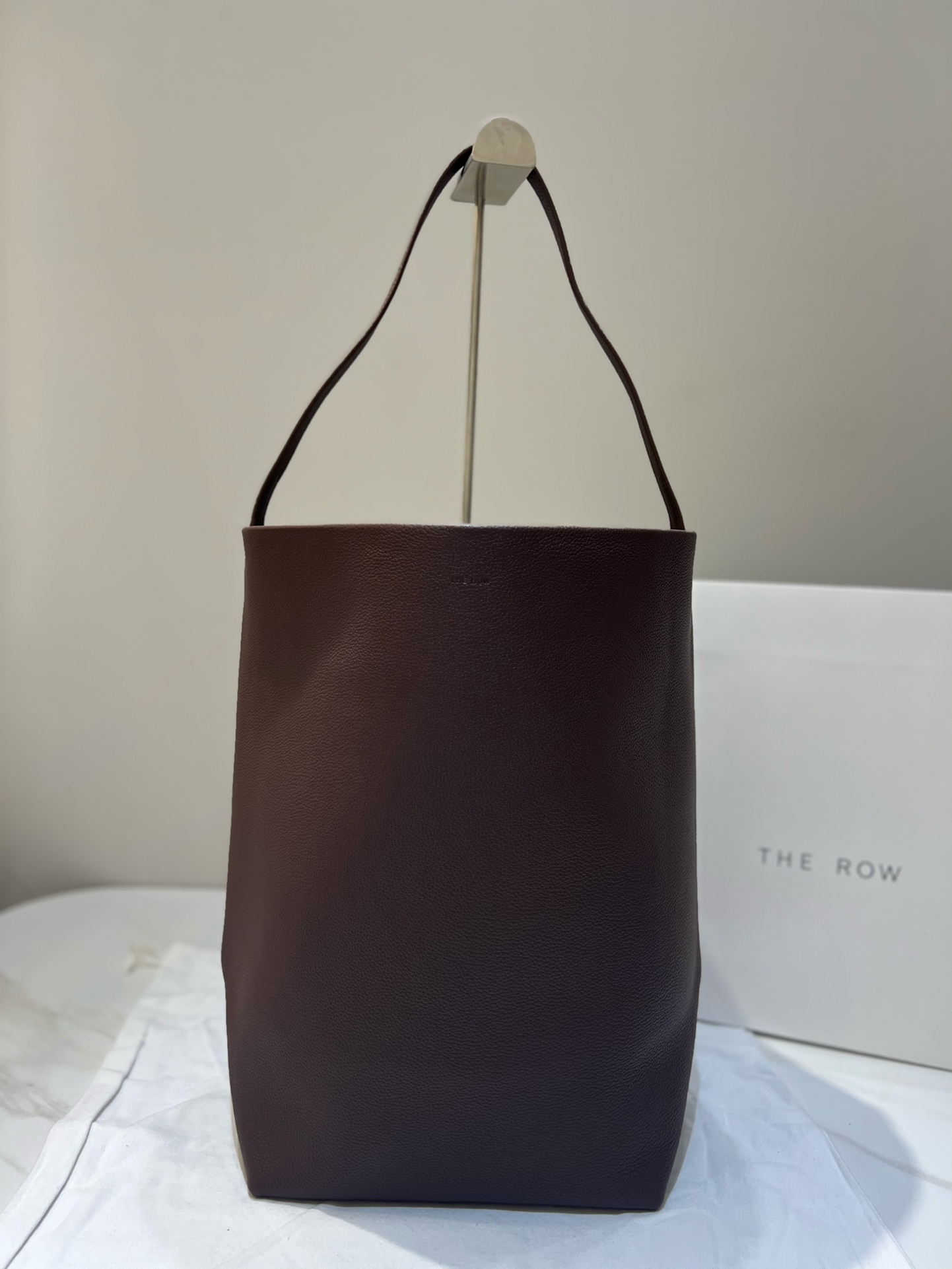 THE ROW Large Leather Bucket Bag Handbag