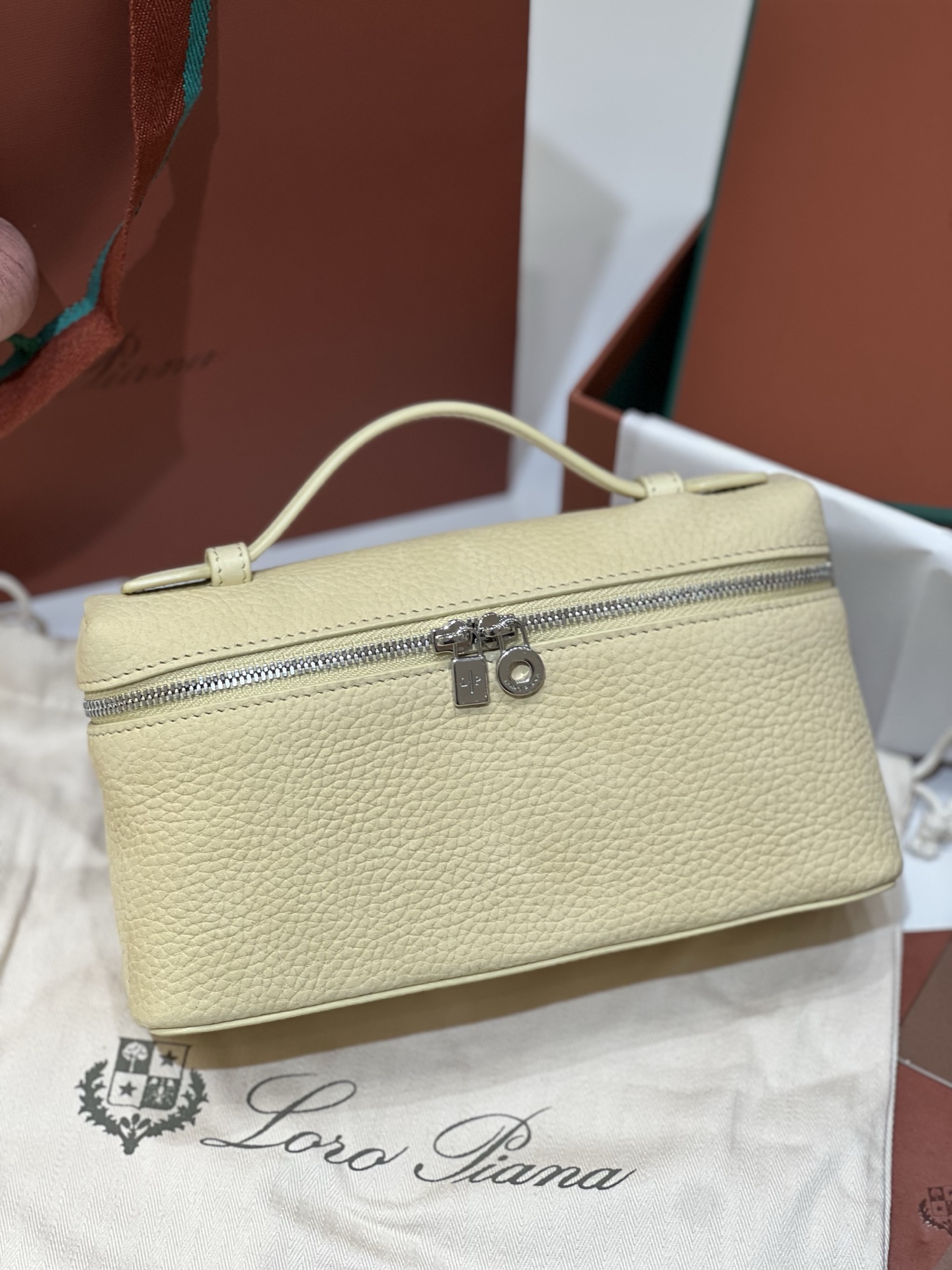 Loro Piana L19天鹅绒雪梨黄银扣 新版