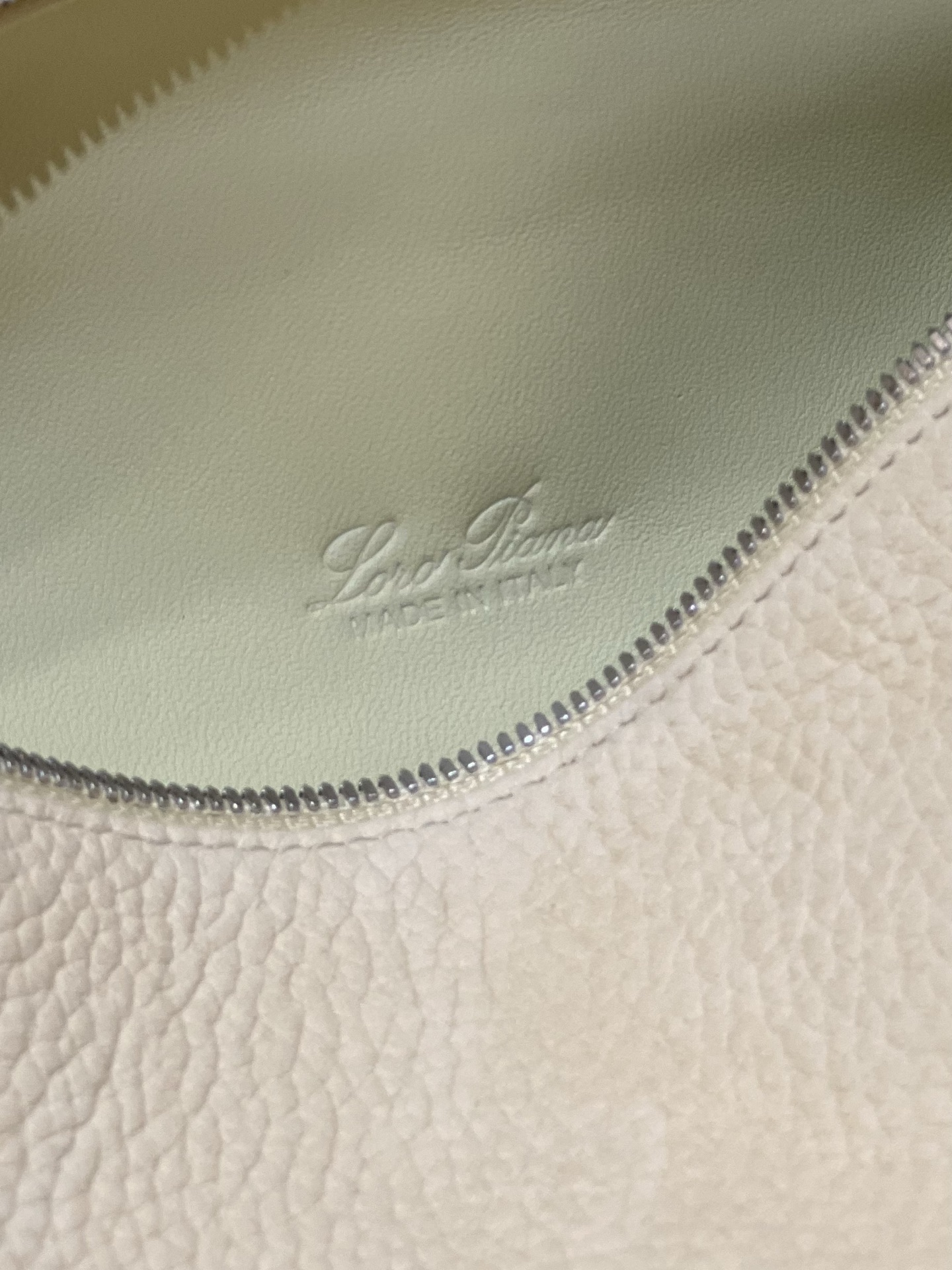 Loro Piana L19天鹅绒雪梨黄银扣 新版