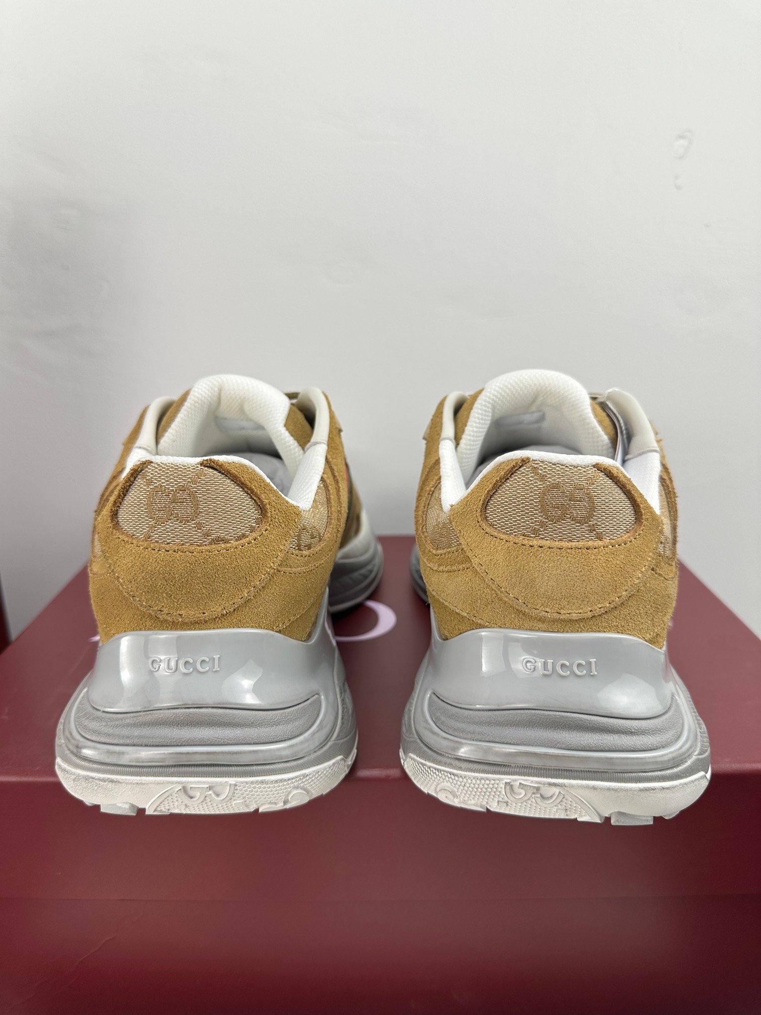 Gucci Style Leather Men's Shoes style reference detail image 7 from source 781269