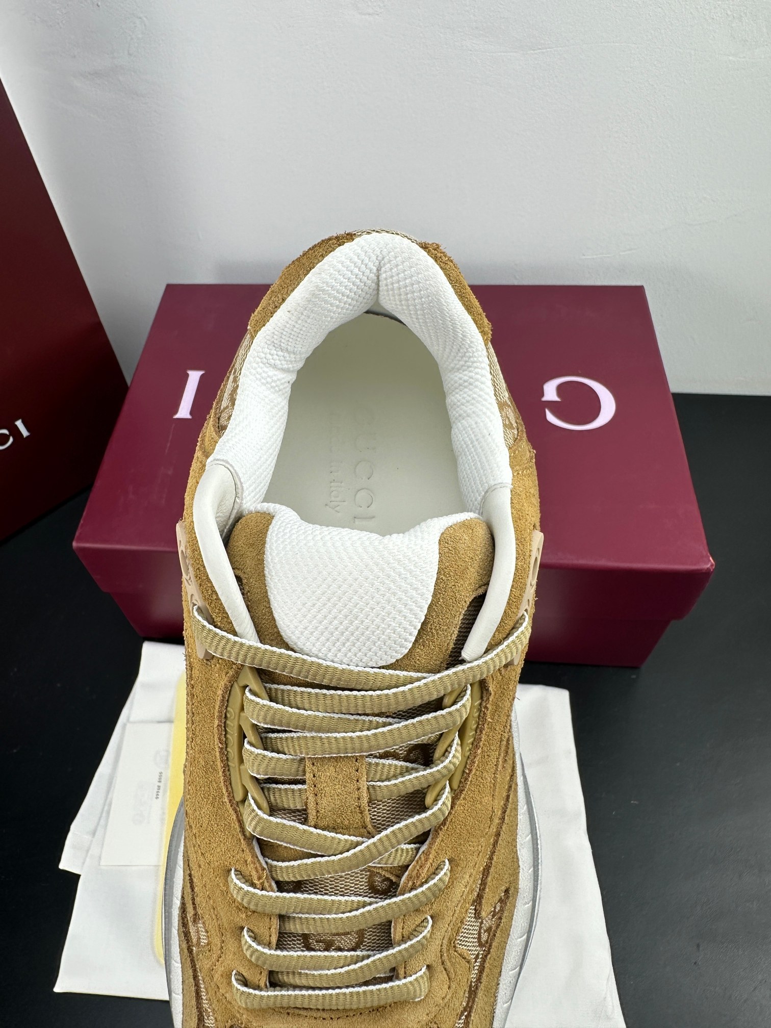 Gucci Style Leather Men's Shoes style reference detail image 6 from source 781269
