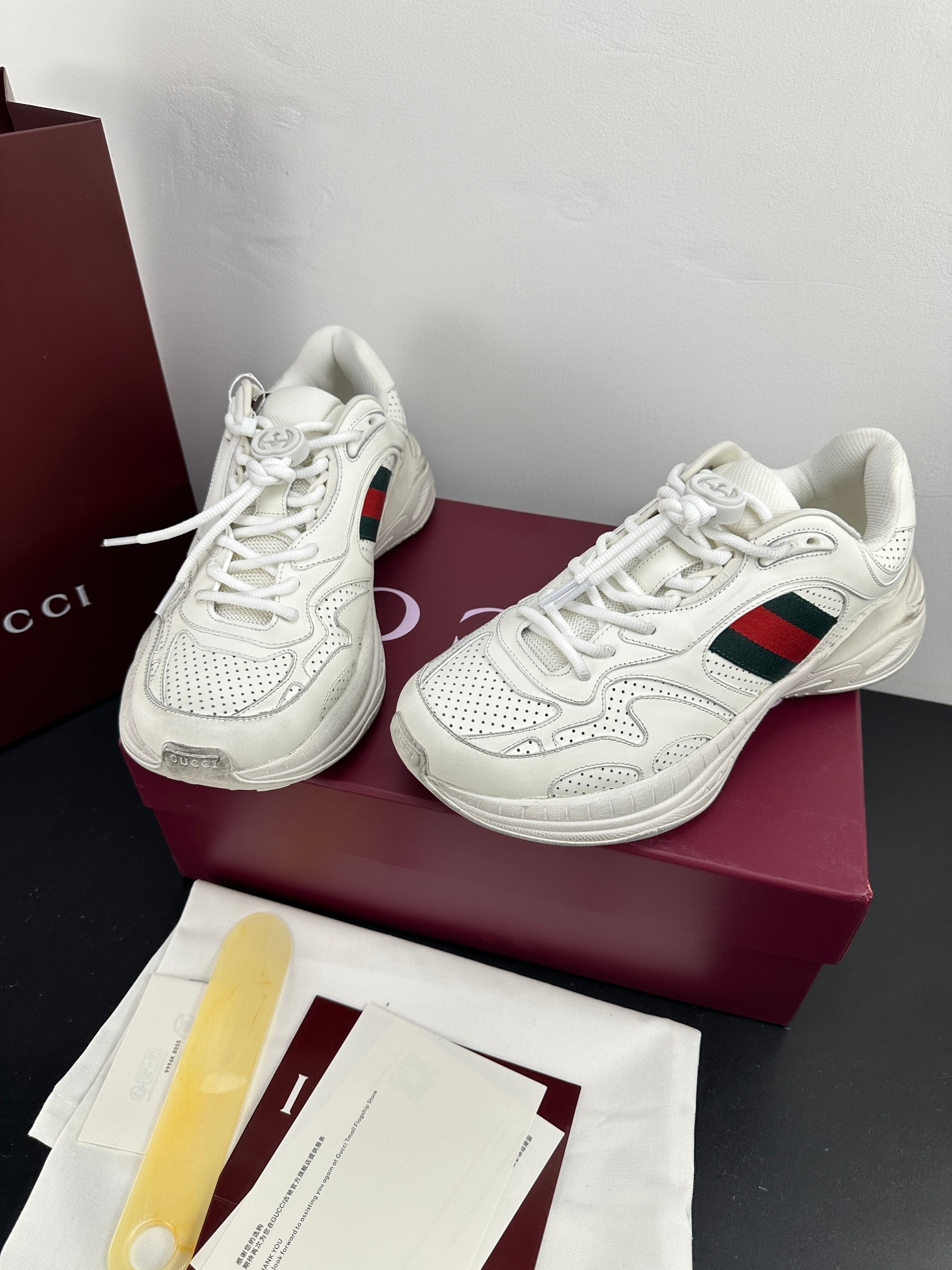 Gucci Style Leather Men's Shoes style reference detail image 4 from source 781270