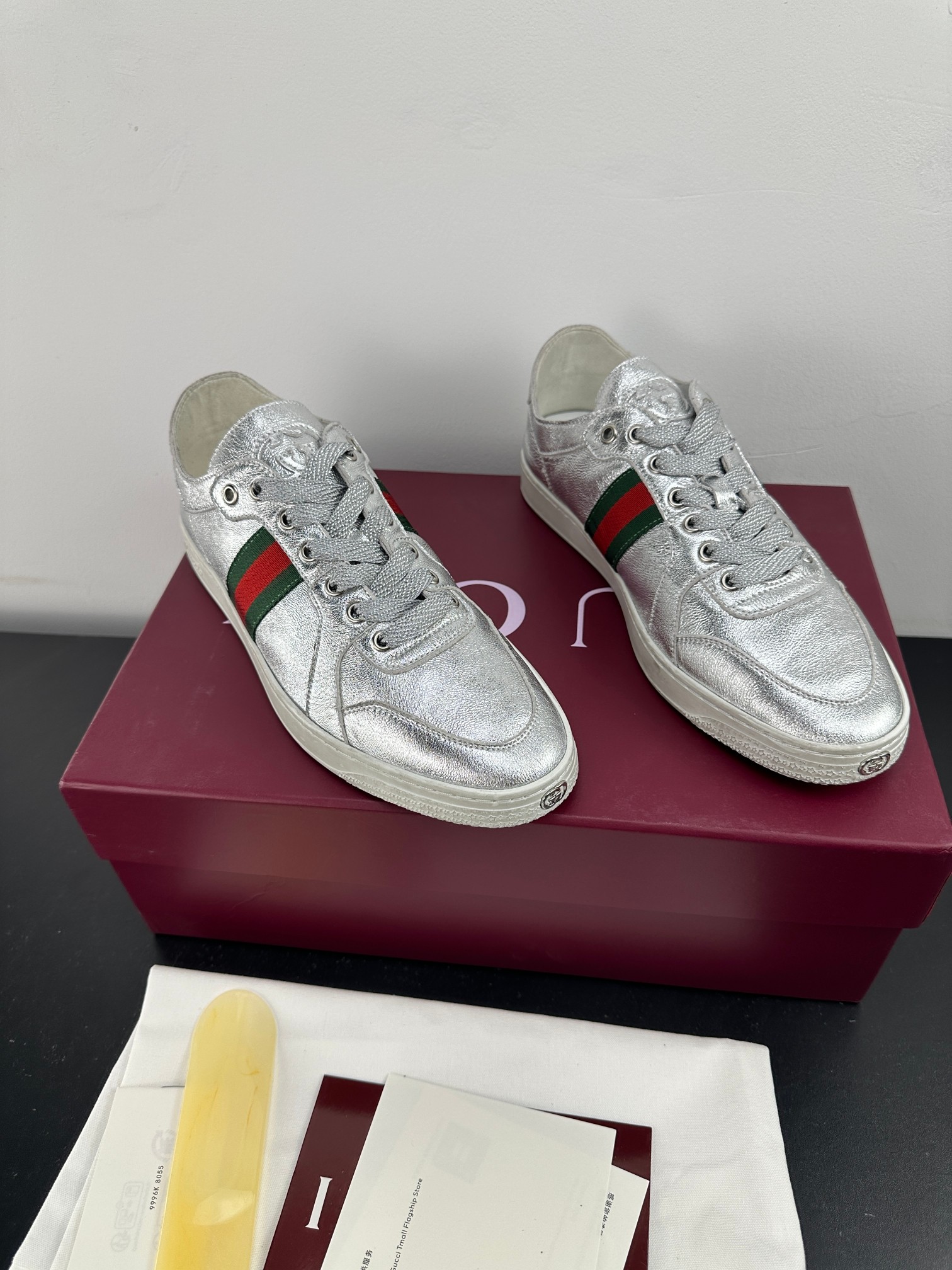 Gucci Style Green Leather Men's Shoes Lookbook Reference image 2