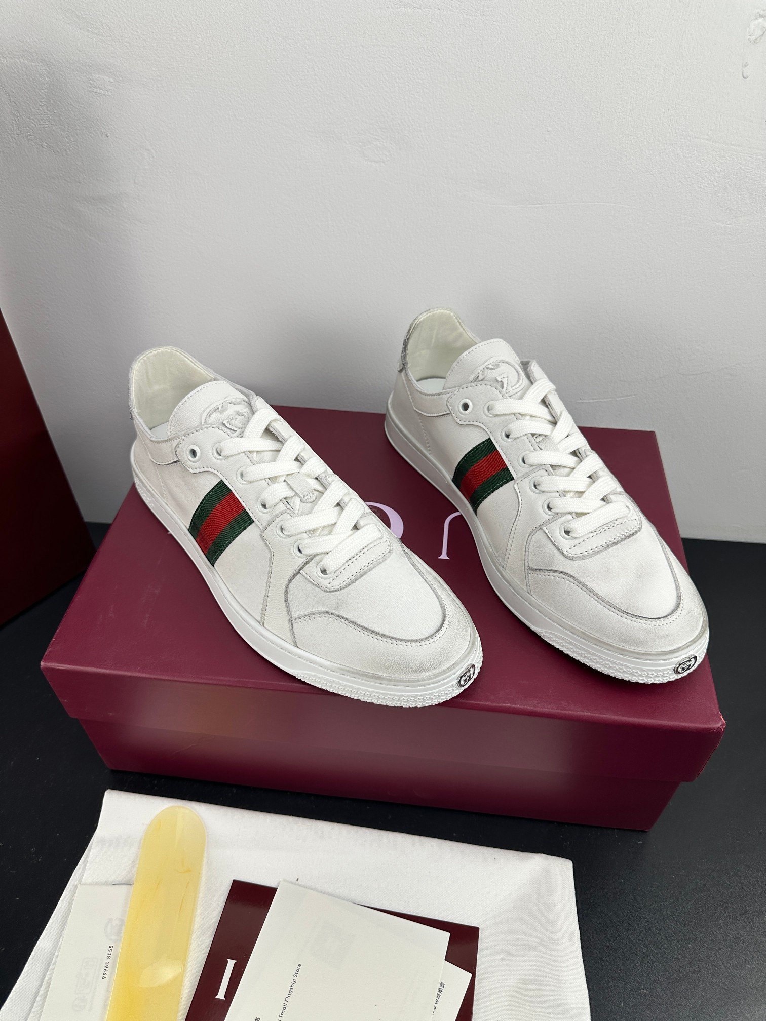 Gucci Style Green Leather Men's Shoes Lookbook Reference image 2