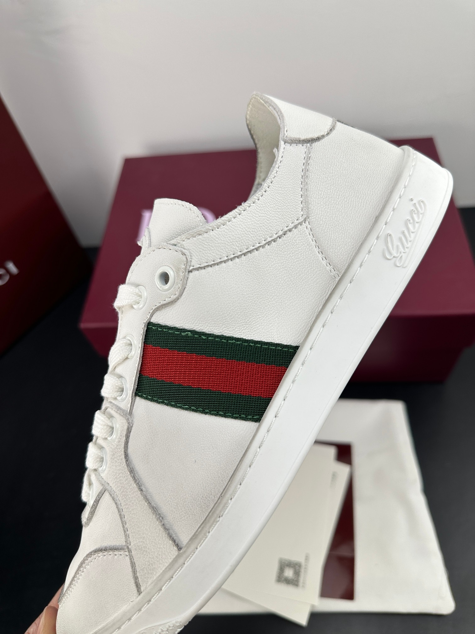 Gucci Style Green Leather Men's Shoes style reference detail image 7 from source 781279