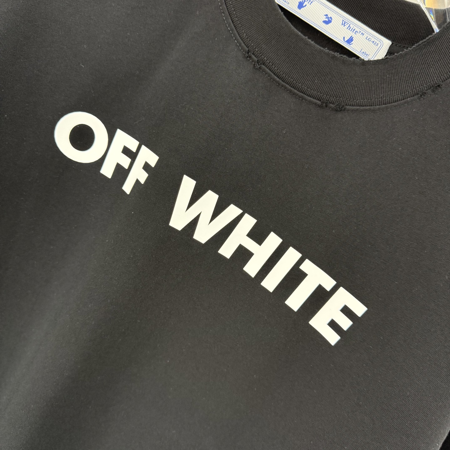 Off White Men's/Women's 2025 FW Collection Round Neck Short Sleeve T-Shirt 6 i1755931037831 2790 0 4
