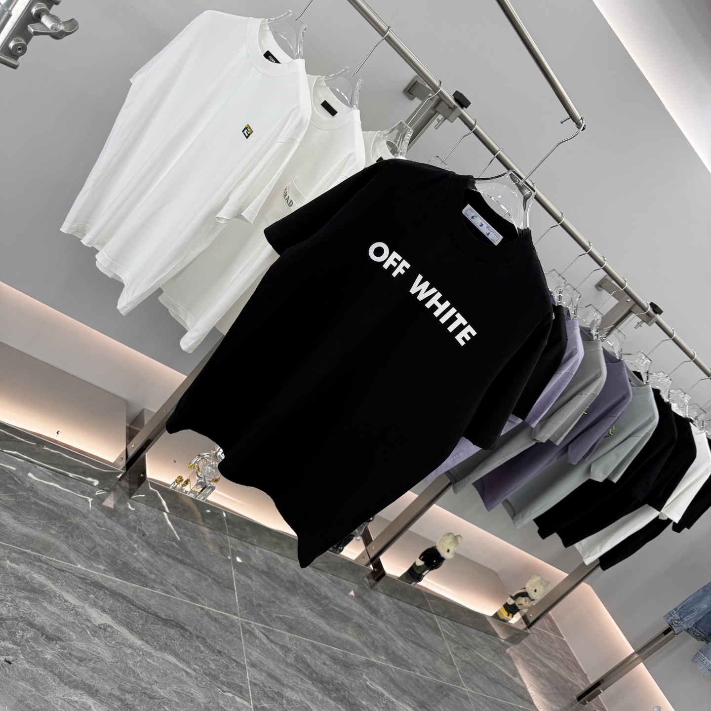 Off White Men's/Women's 2025 FW Collection Round Neck Short Sleeve T-Shirt 2 i1755931037891 5961 0 0